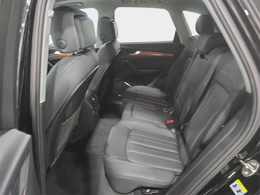 Audi Q5 45 S Line Premium Quattro 4D Sport Utility - Thumbnail 13