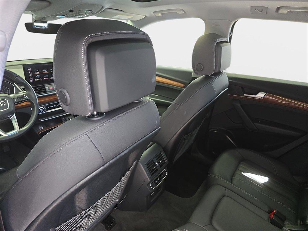 Audi Q5 45 S Line Premium Quattro 4D Sport Utility - Thumbnail 14