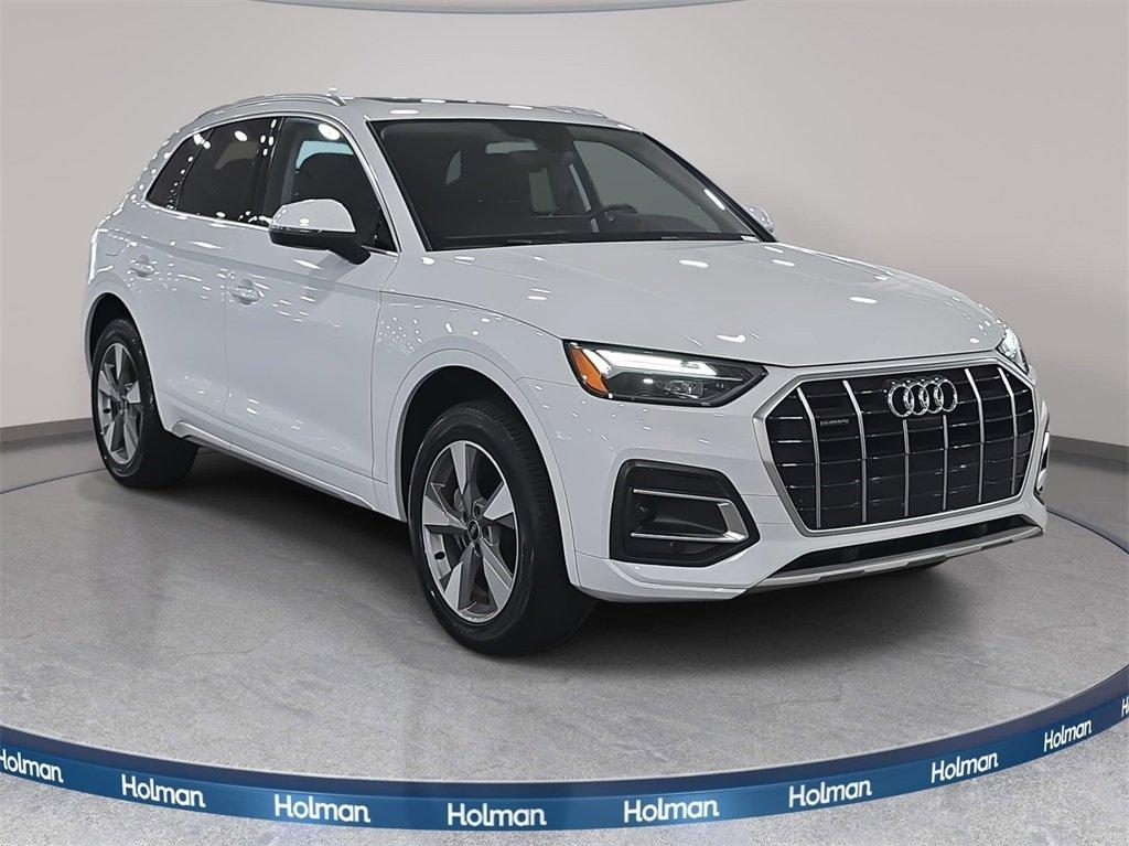 Audi Q5 40 Premium Plus Quattro 4D Sport Utility - Thumbnail 5