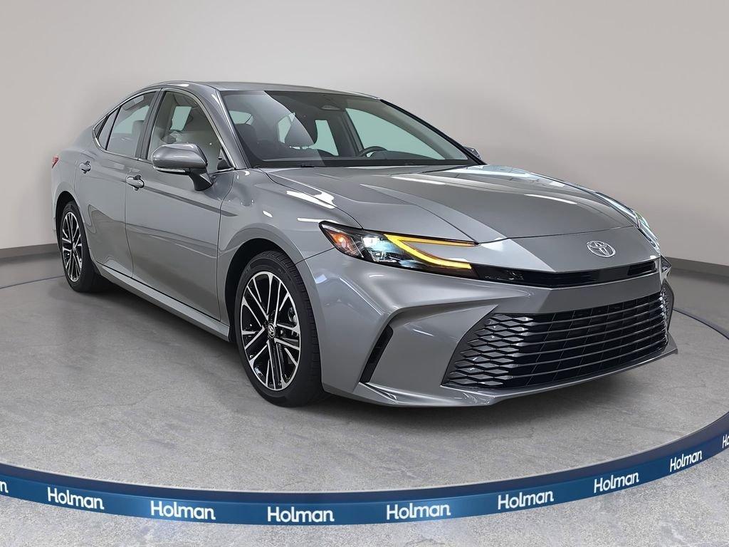 Toyota Camry Xle Fwd 4D Sedan - Thumbnail 5