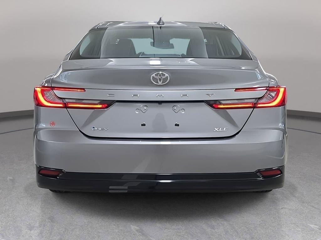 Toyota Camry Xle Fwd 4D Sedan - Thumbnail 9