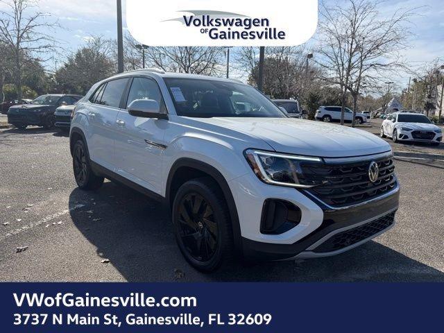 Volkswagen Atlas Cross Sport 2.0T Se W/Technology Fwd Sport Utility - Thumbnail 2