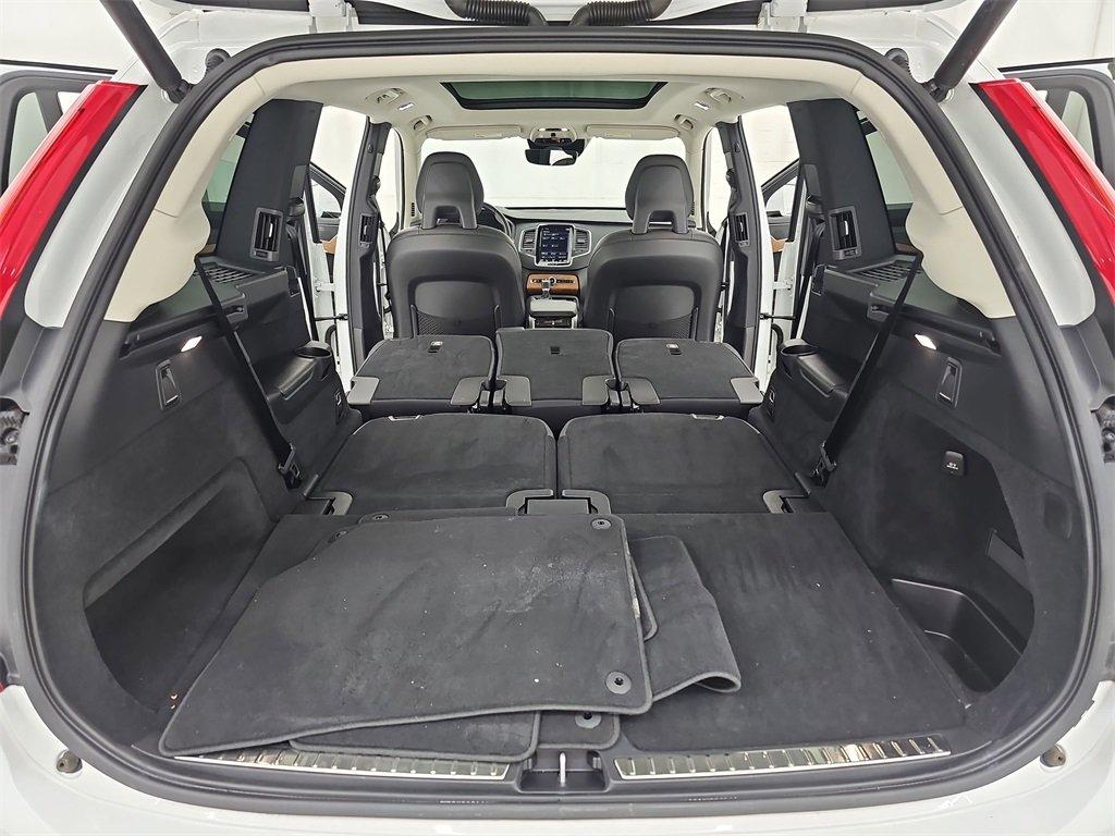 Volvo Xc90 T5 Momentum Awd 4D Sport Utility - Thumbnail 17