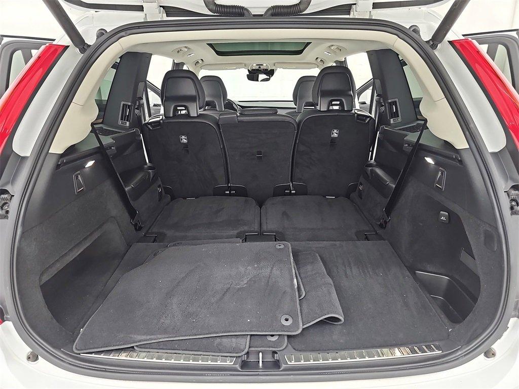 Volvo Xc90 T5 Momentum Awd 4D Sport Utility - Thumbnail 16