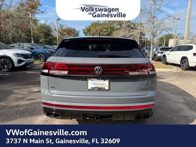 Volkswagen Atlas Cross Sport 2.0T Sel R-Line Black With Navigation & Awd - Thumbnail 6