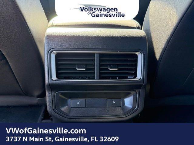 Volkswagen Atlas Cross Sport 2.0T Sel Premium R-Line With Navigation & Awd - Thumbnail 9