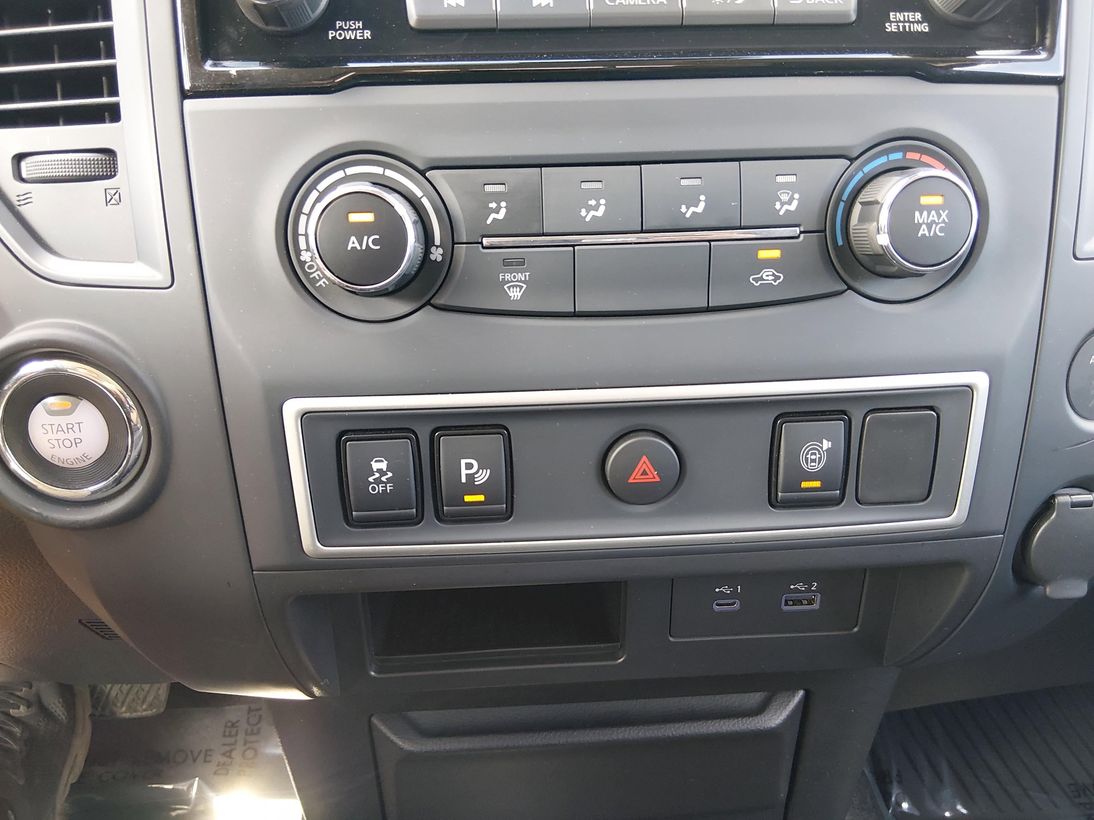 Nissan Titan 4X2 King Cab S - Thumbnail 18