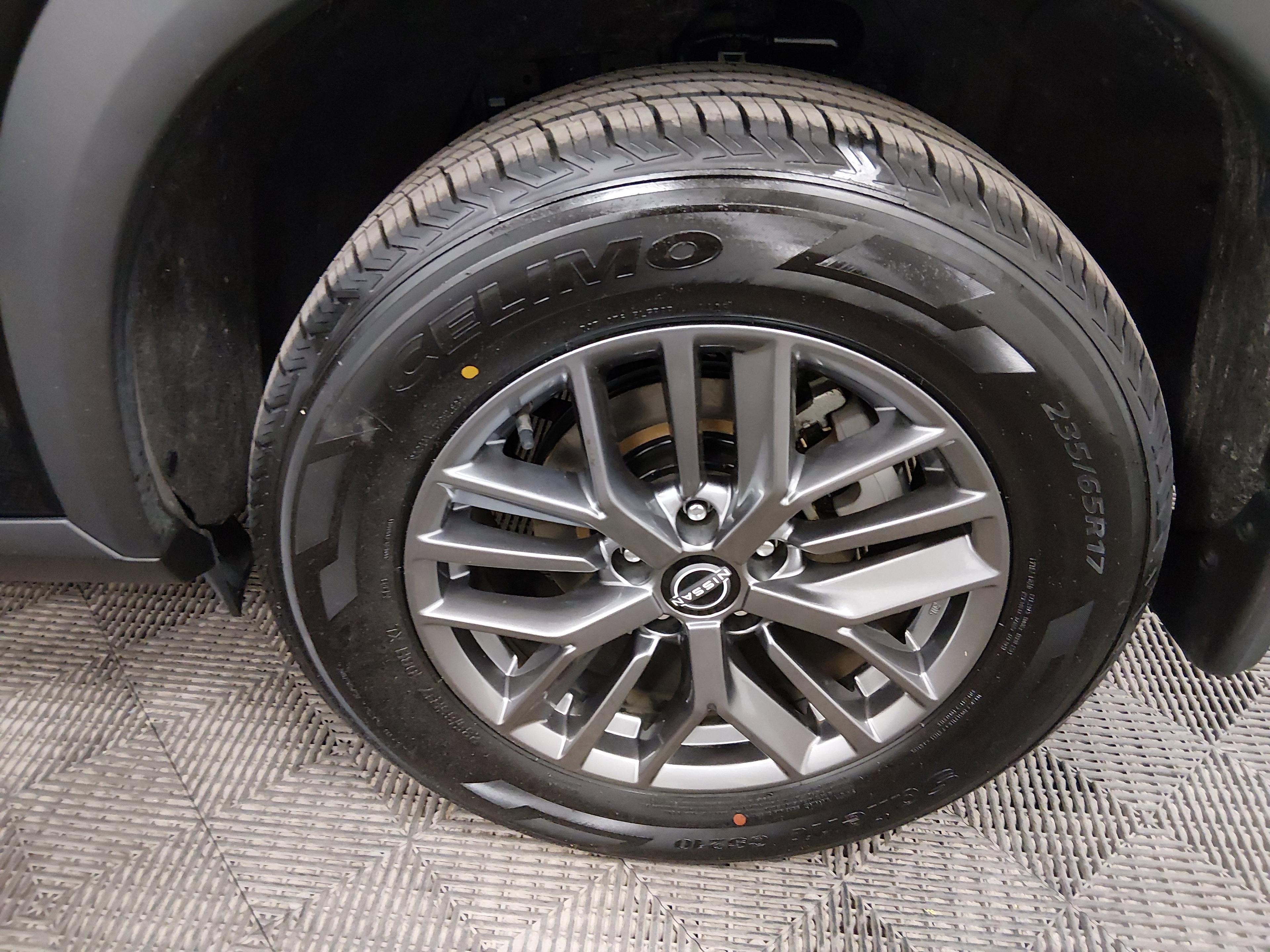 Nissan Rogue Awd S - Thumbnail 10