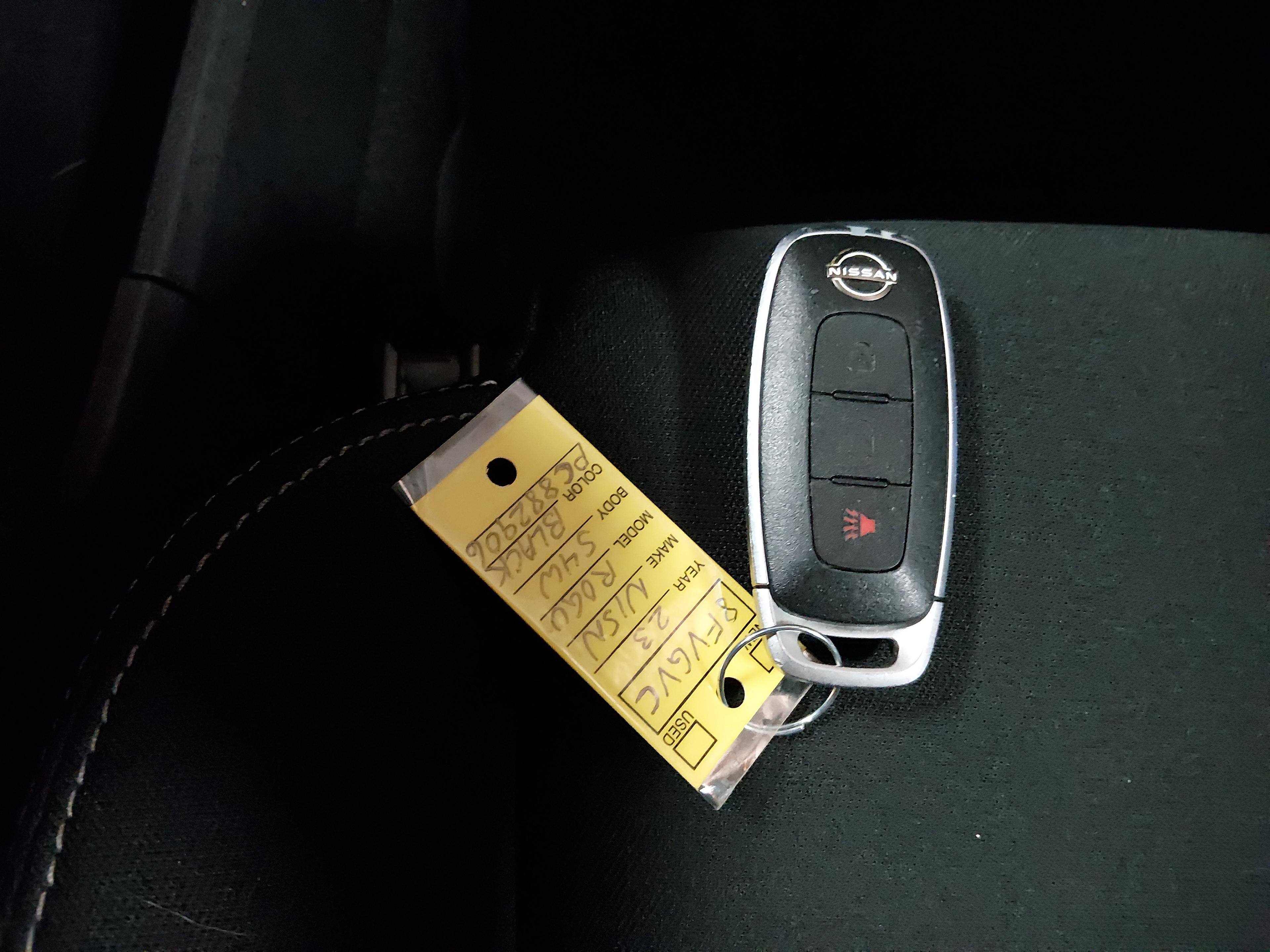 Nissan Rogue Awd S - Thumbnail 15