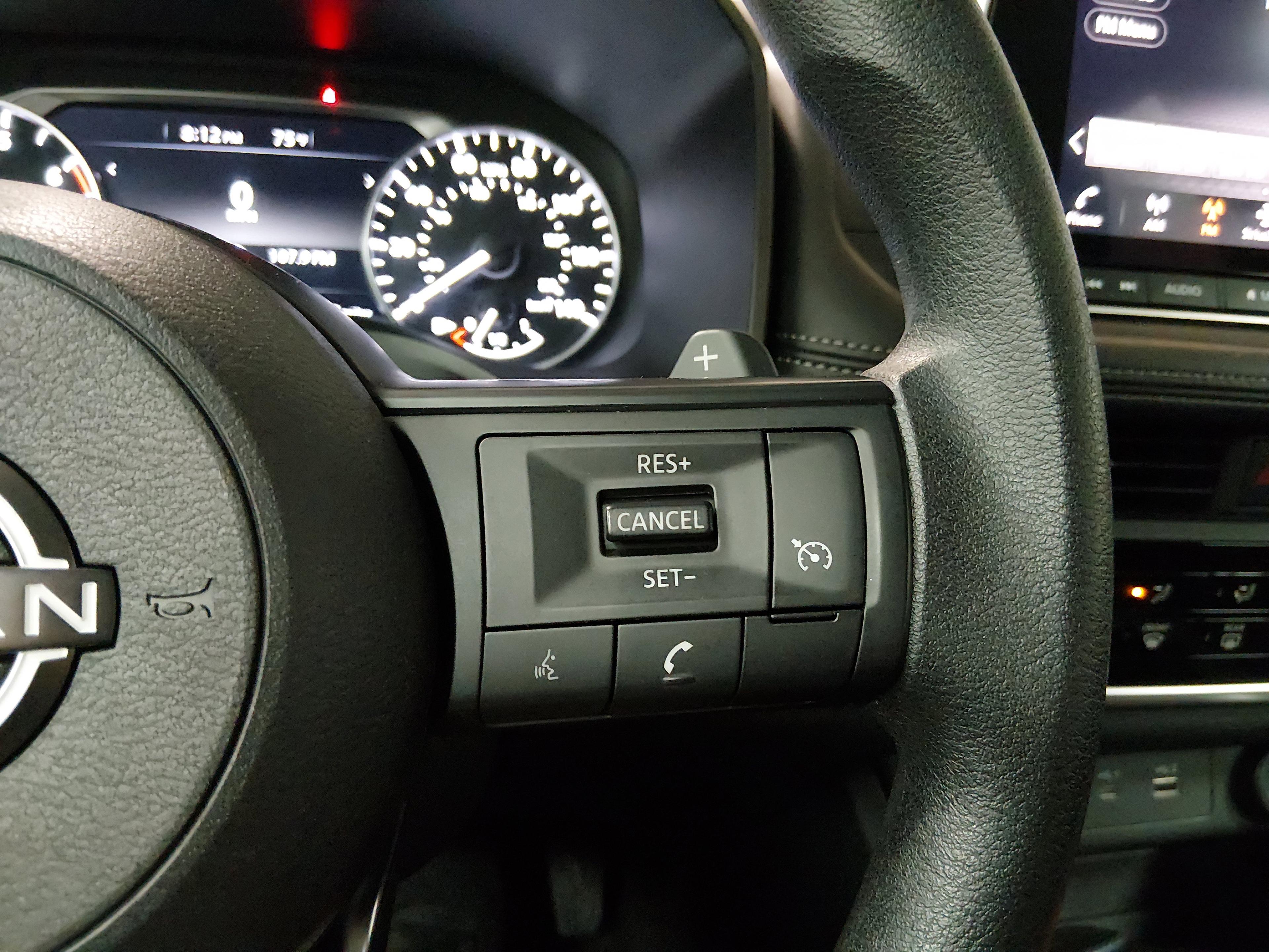 Nissan Rogue Awd S - Thumbnail 18