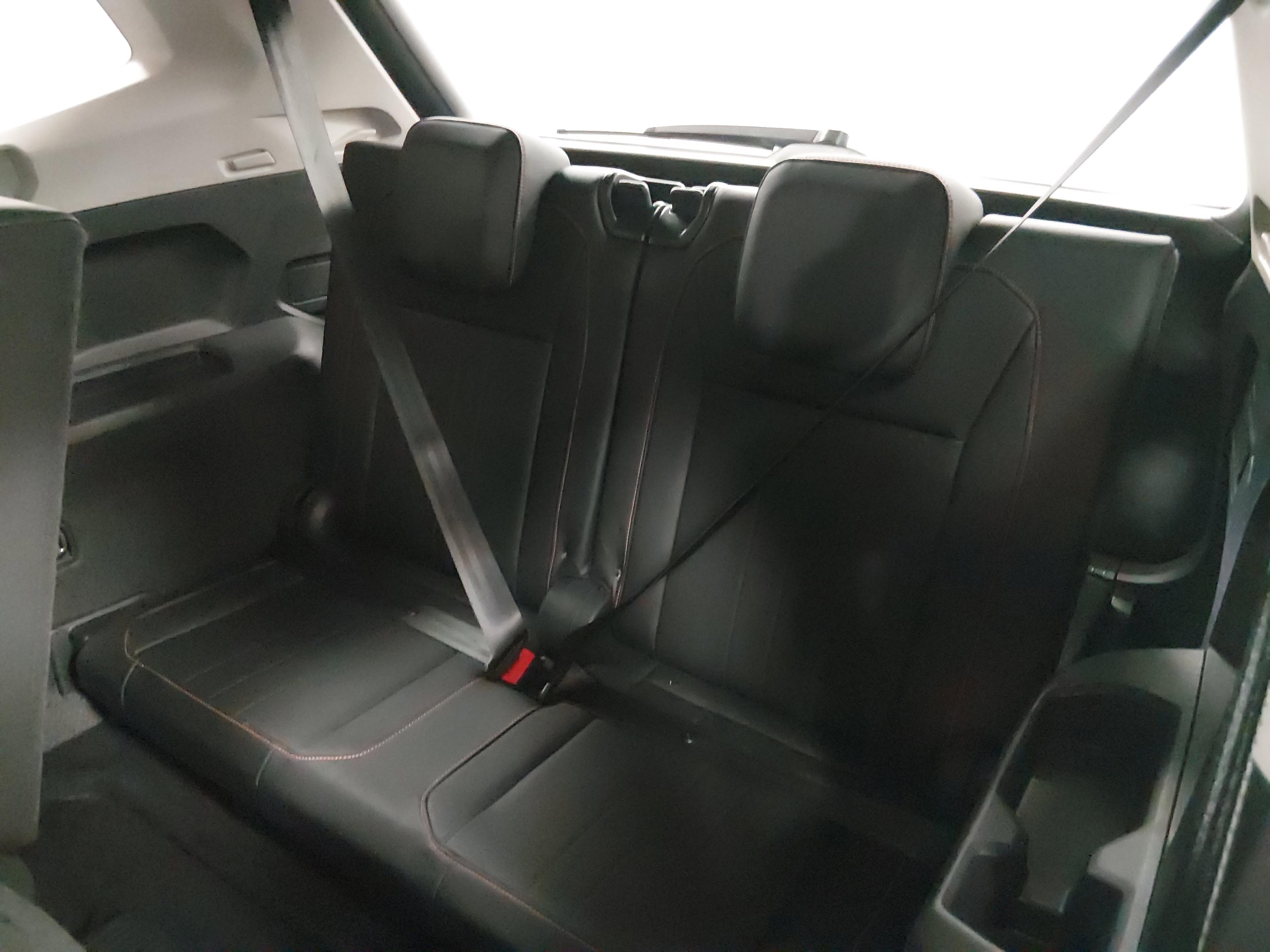 Volkswagen Tiguan 2.0T Wolfsburg Edition Fwd - Thumbnail 17