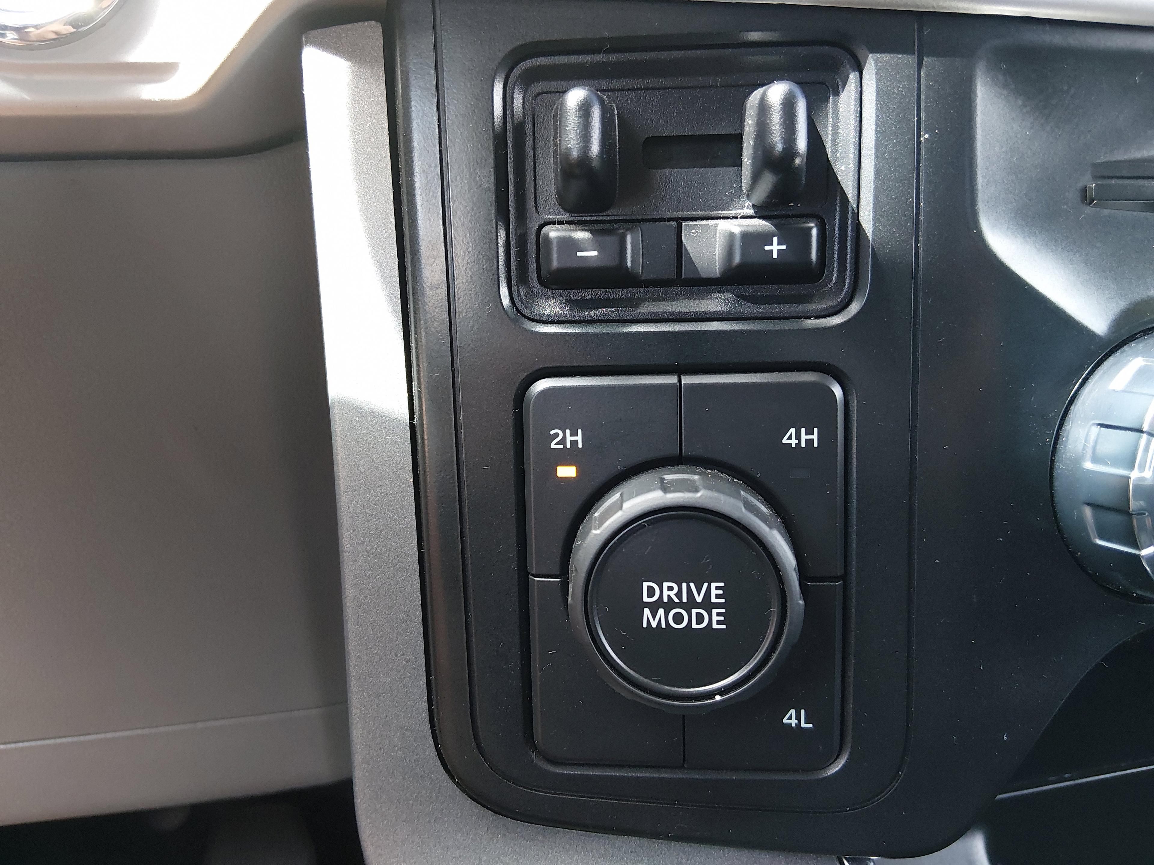 Ford F-150 Xlt 4Wd Supercrew 5.5' Box - Thumbnail 19