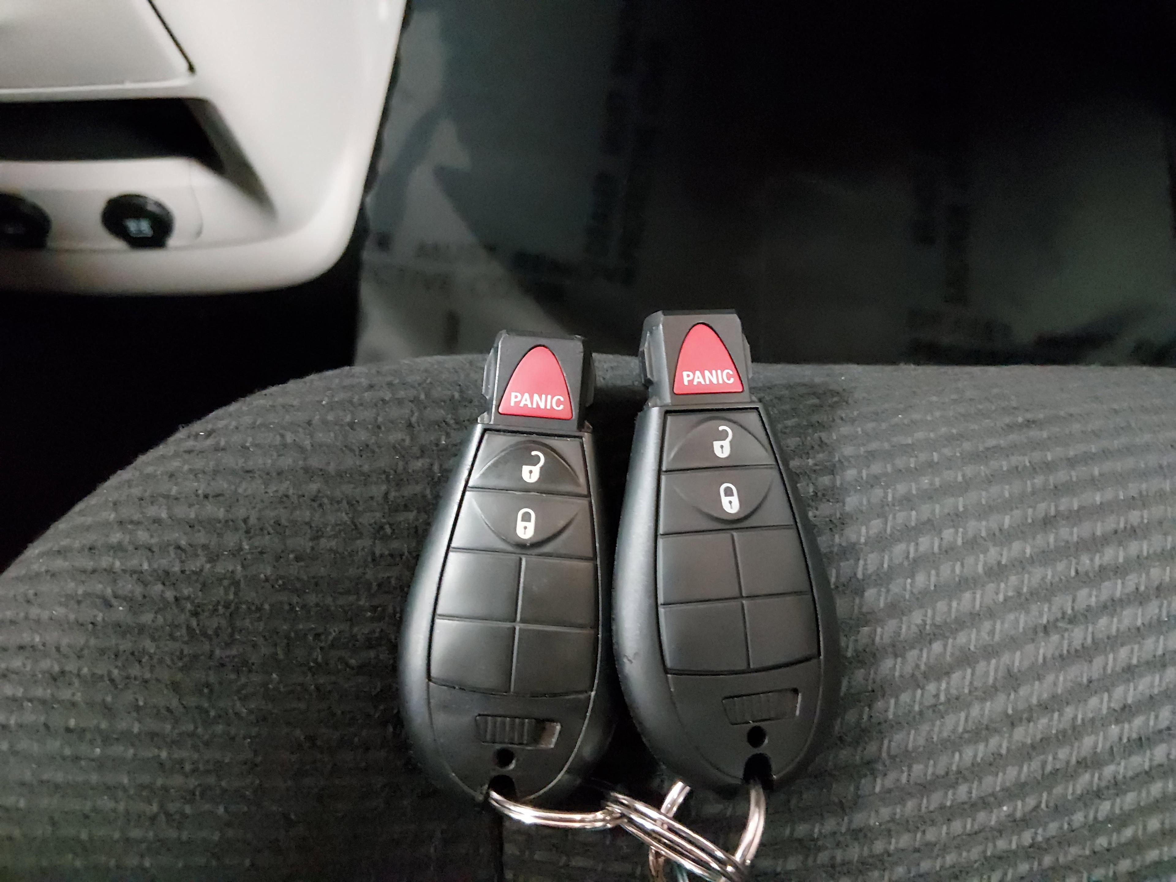 Dodge Grand Caravan - Thumbnail 15