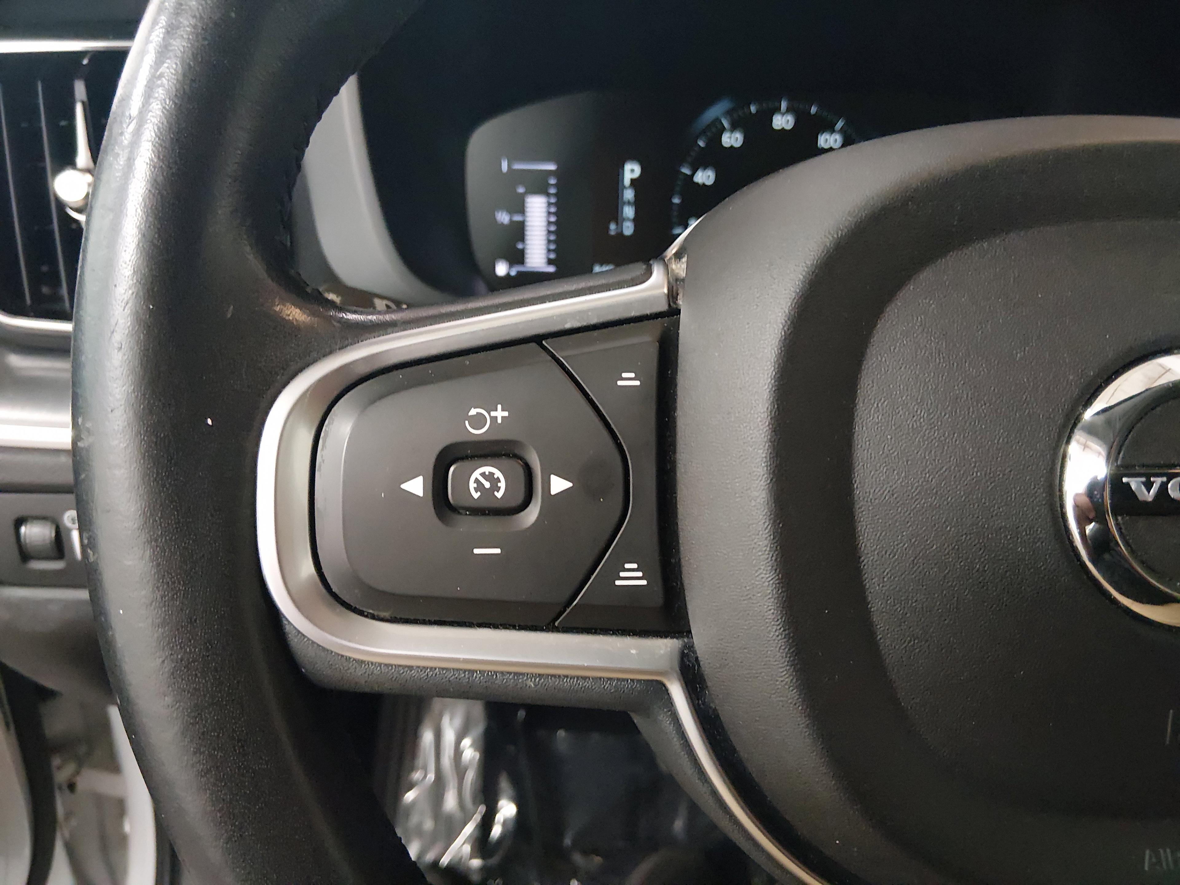 Volvo Xc60 T5 Fwd Momentum - Thumbnail 12