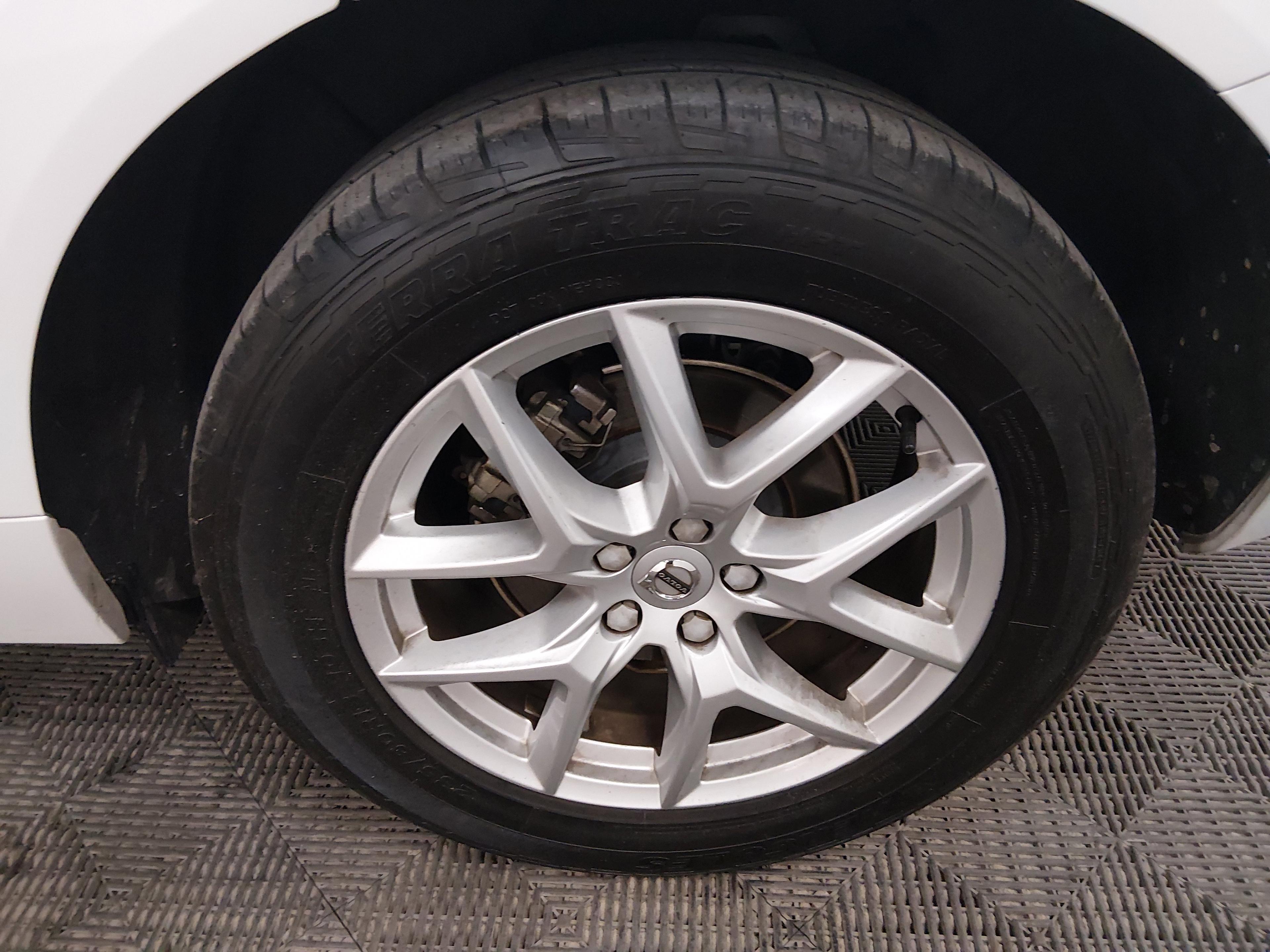 Volvo Xc60 T5 Fwd Momentum - Thumbnail 10