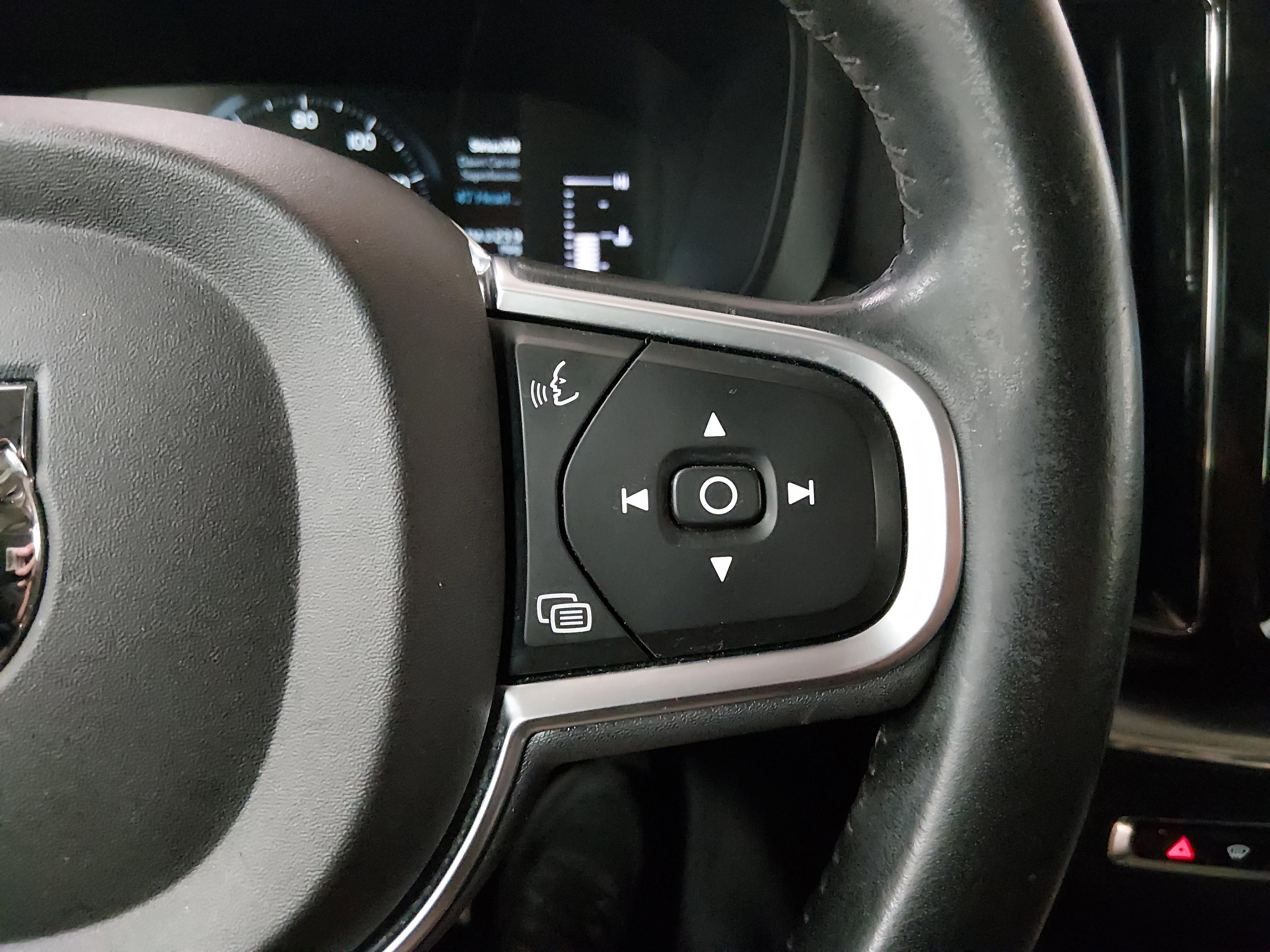 Volvo Xc60 T5 Fwd Momentum - Thumbnail 17