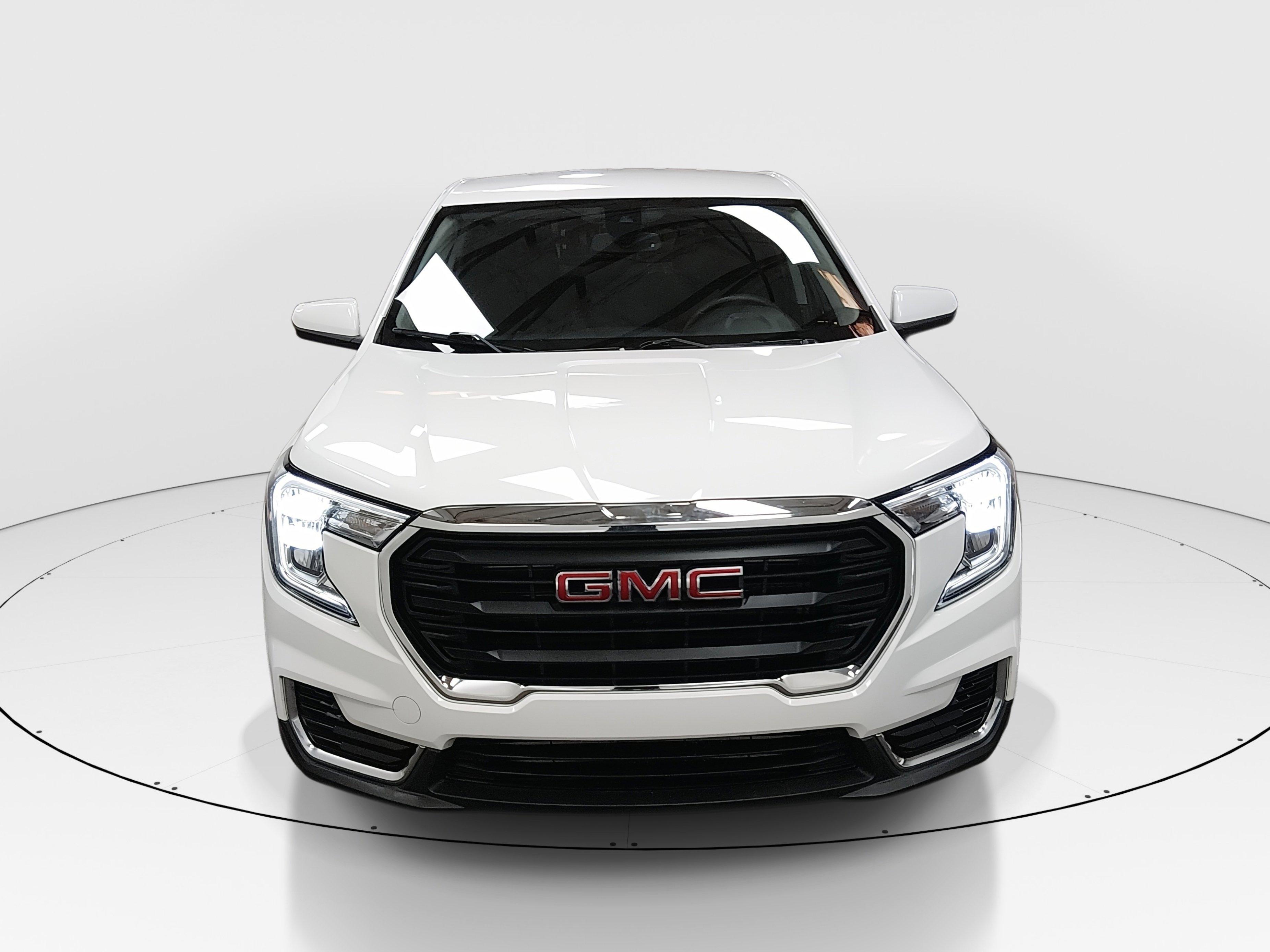GMC Terrain Fwd 4Dr Sle - Thumbnail 2