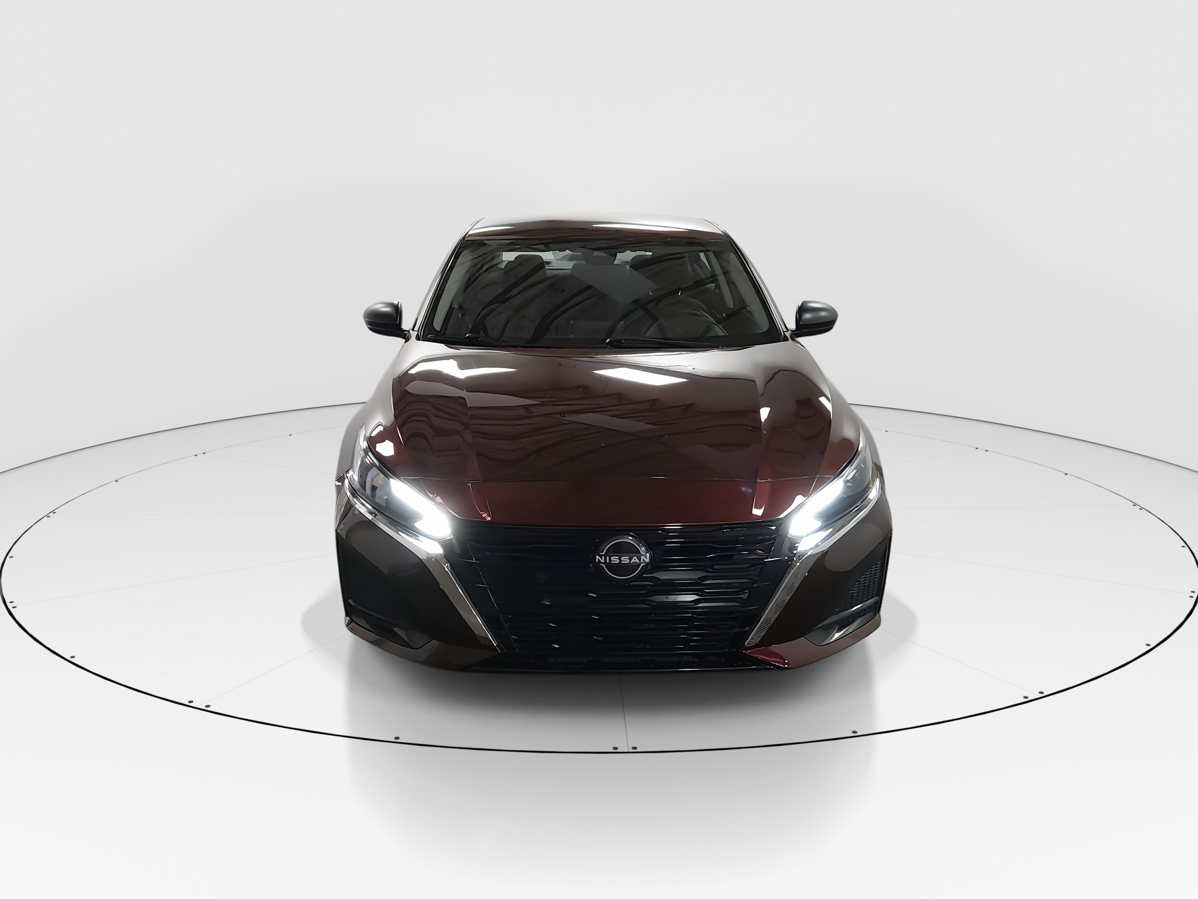 Nissan Altima 2.5 Sv Sedan - Thumbnail 2