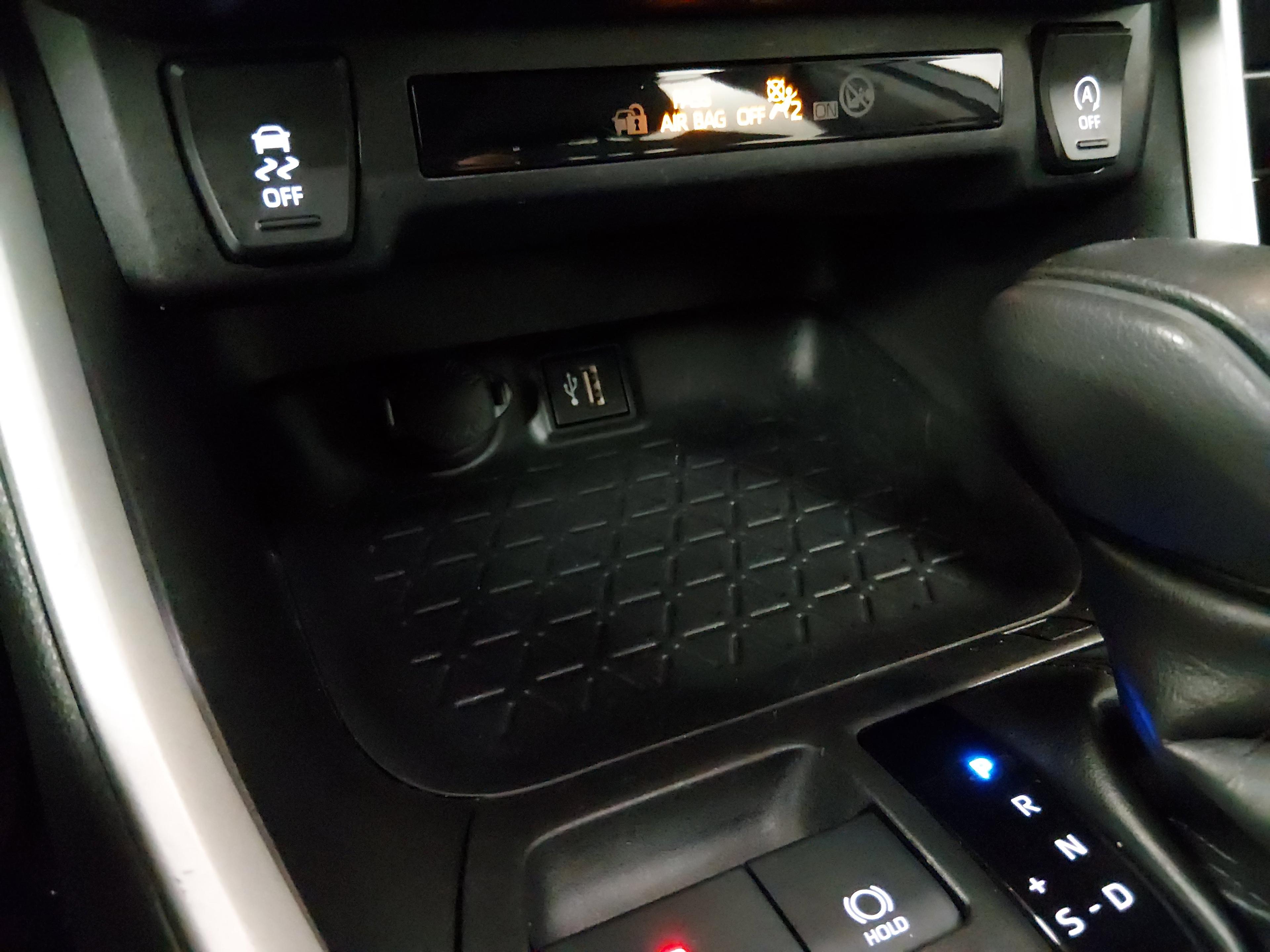 Toyota Rav4 Xle Fwd - Thumbnail 18