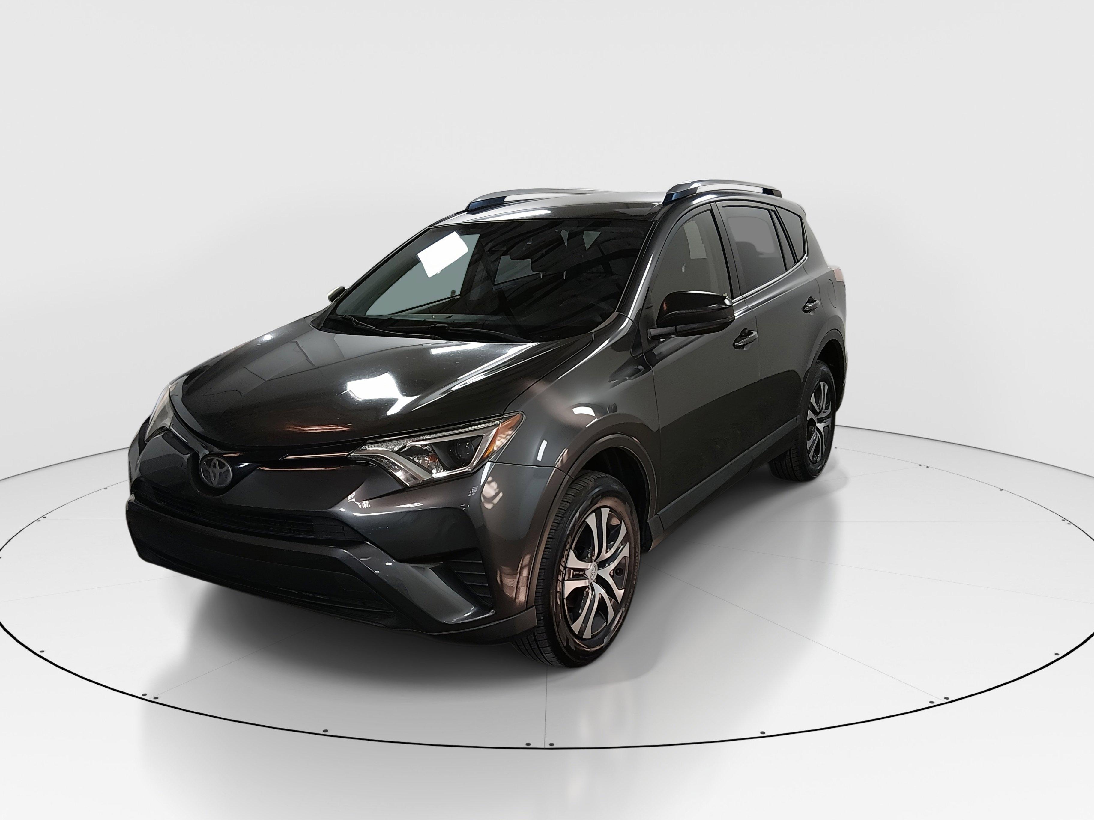 Toyota Rav4 Le Awd - Thumbnail 3
