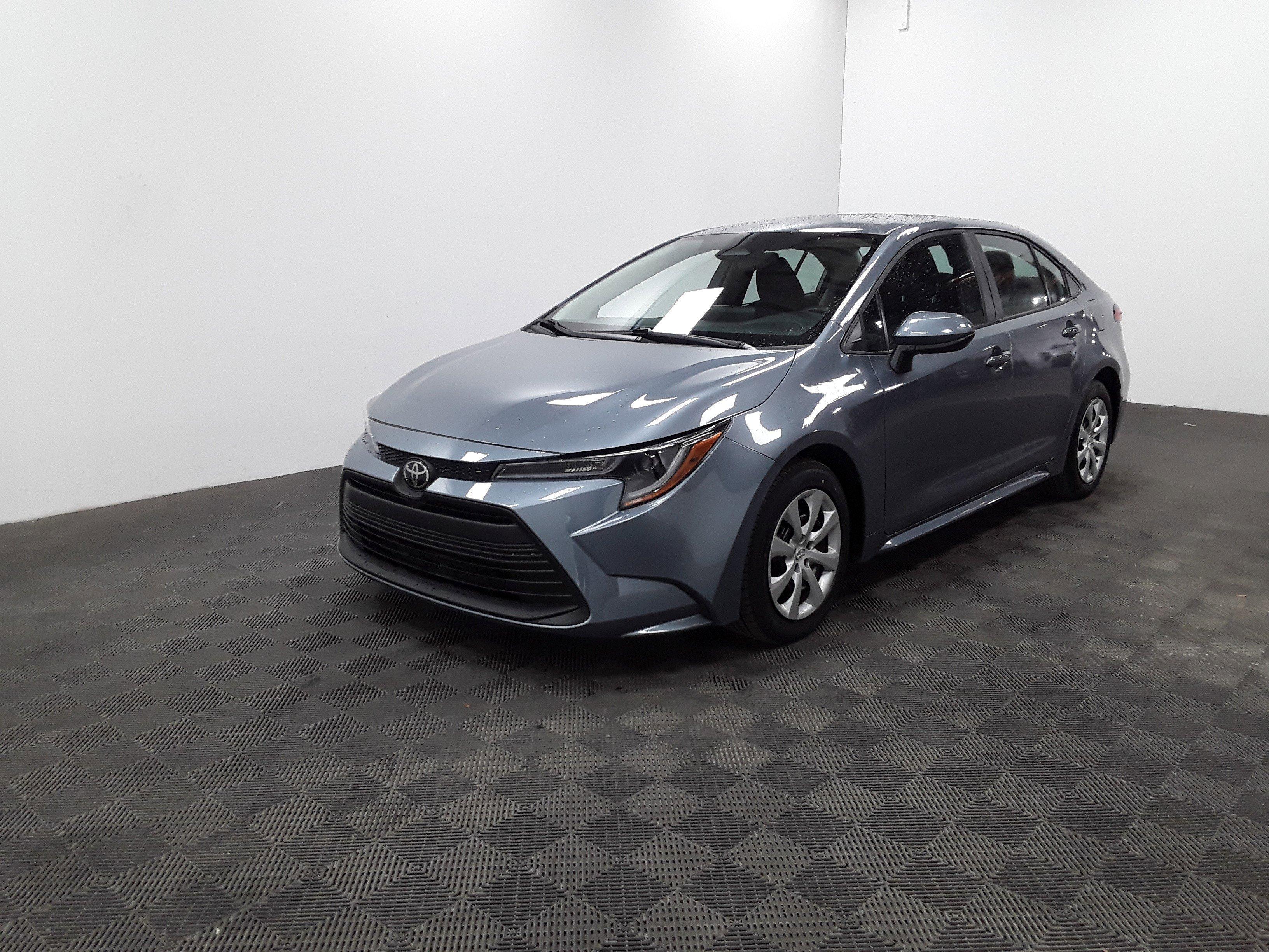 Toyota Corolla Le Cvt - Thumbnail 3