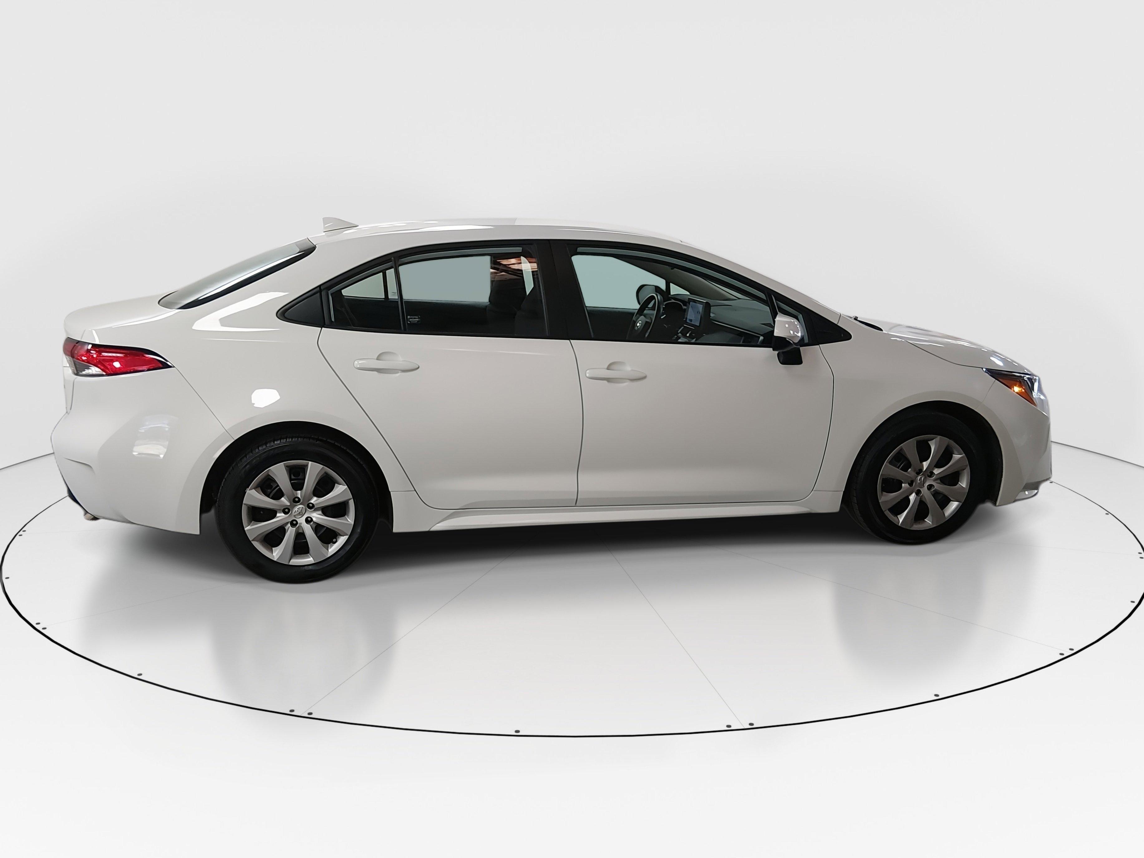 Toyota Corolla Le Cvt - Thumbnail 8