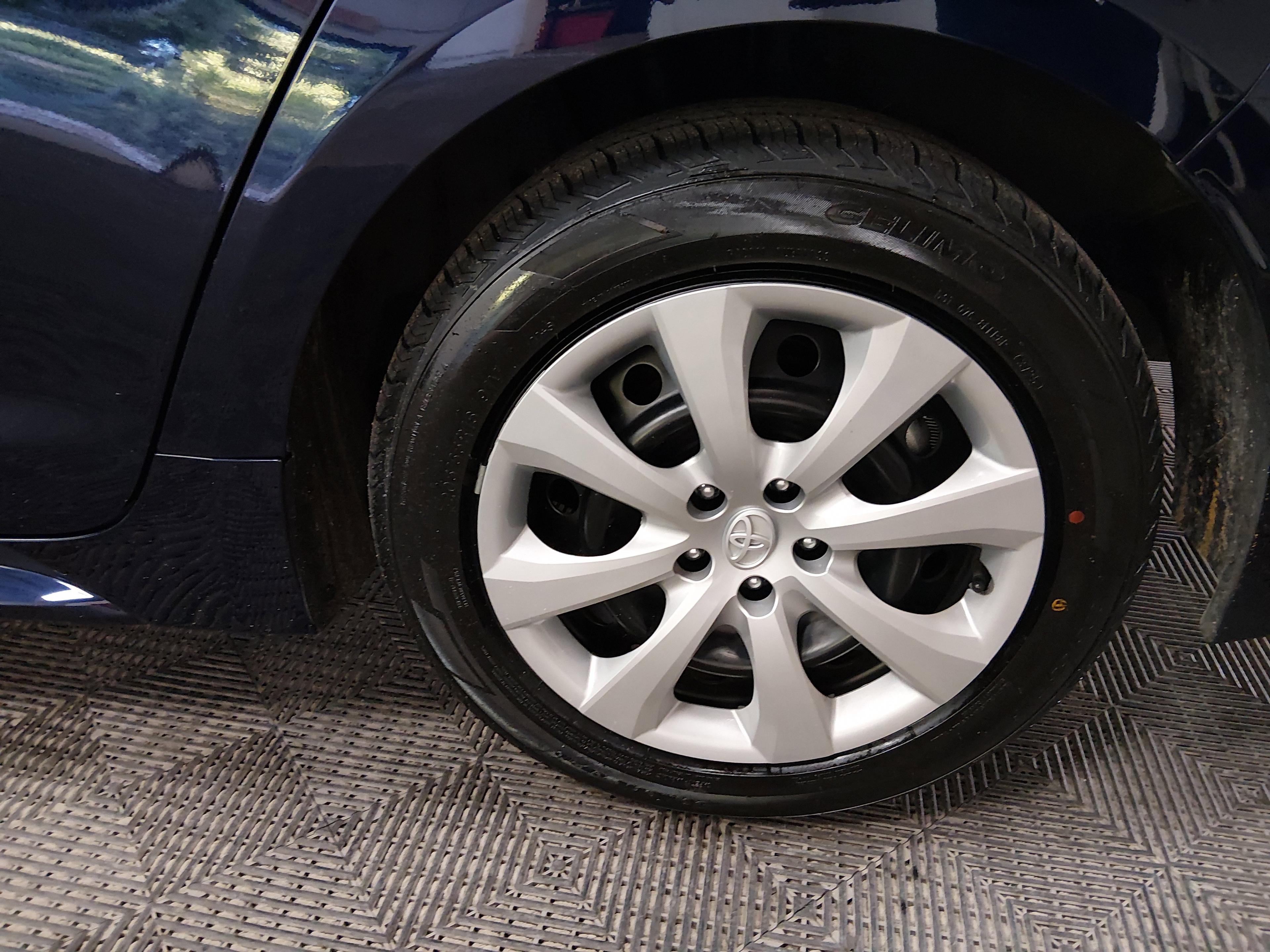 Toyota Corolla Le Cvt - Thumbnail 10