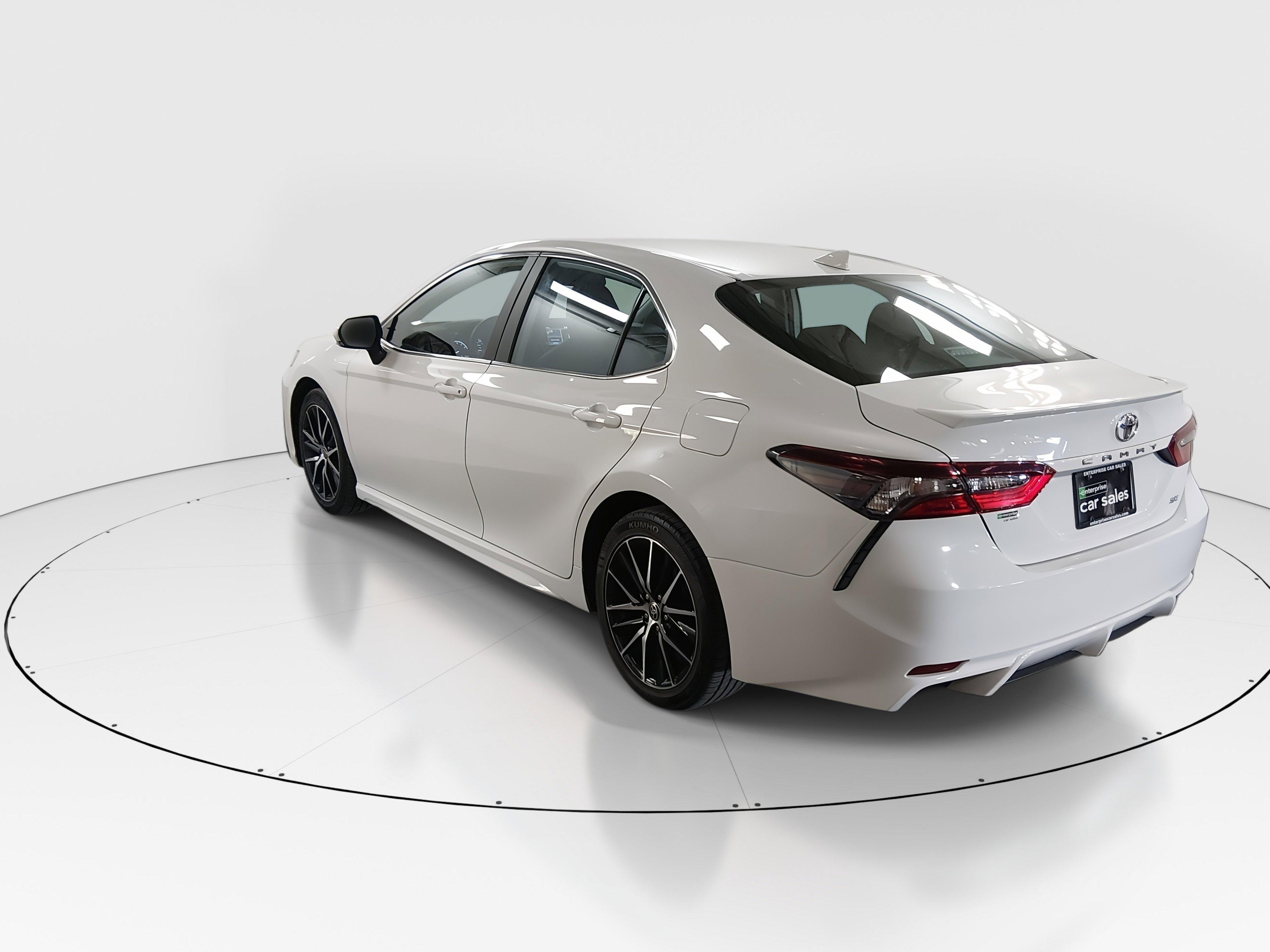 Toyota Camry Se Auto - Thumbnail 5