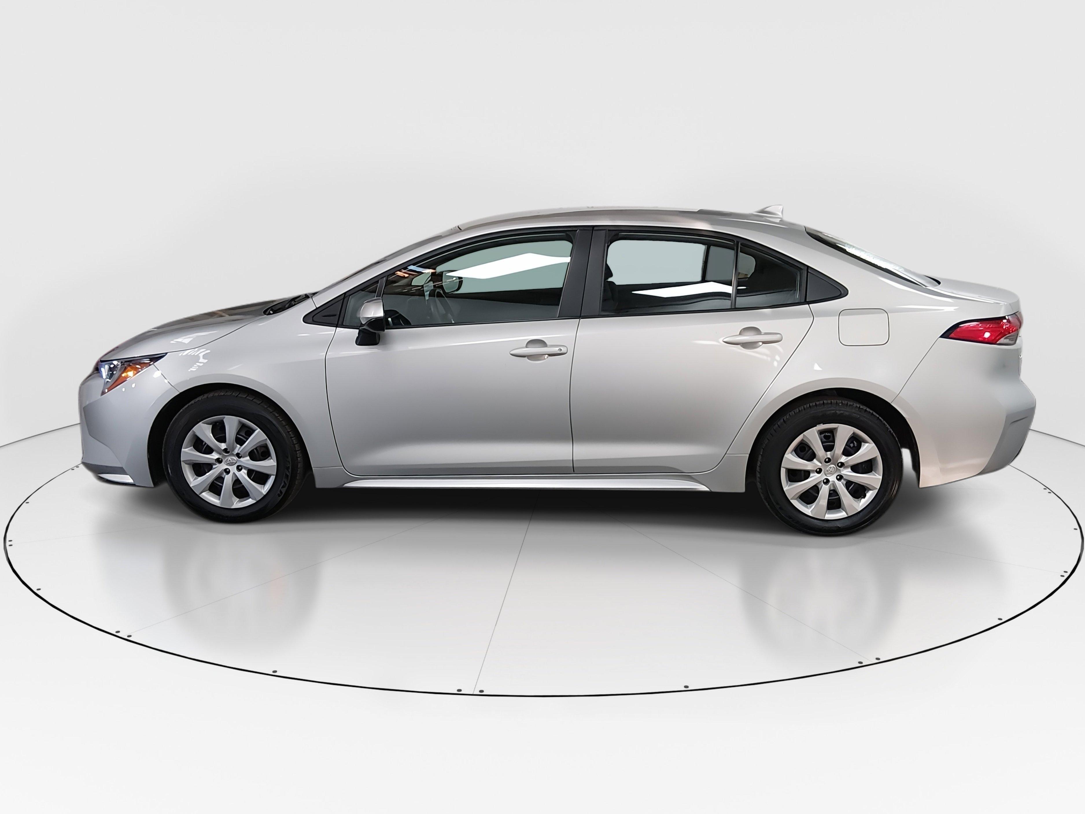 Toyota Corolla Le Cvt - Thumbnail 4