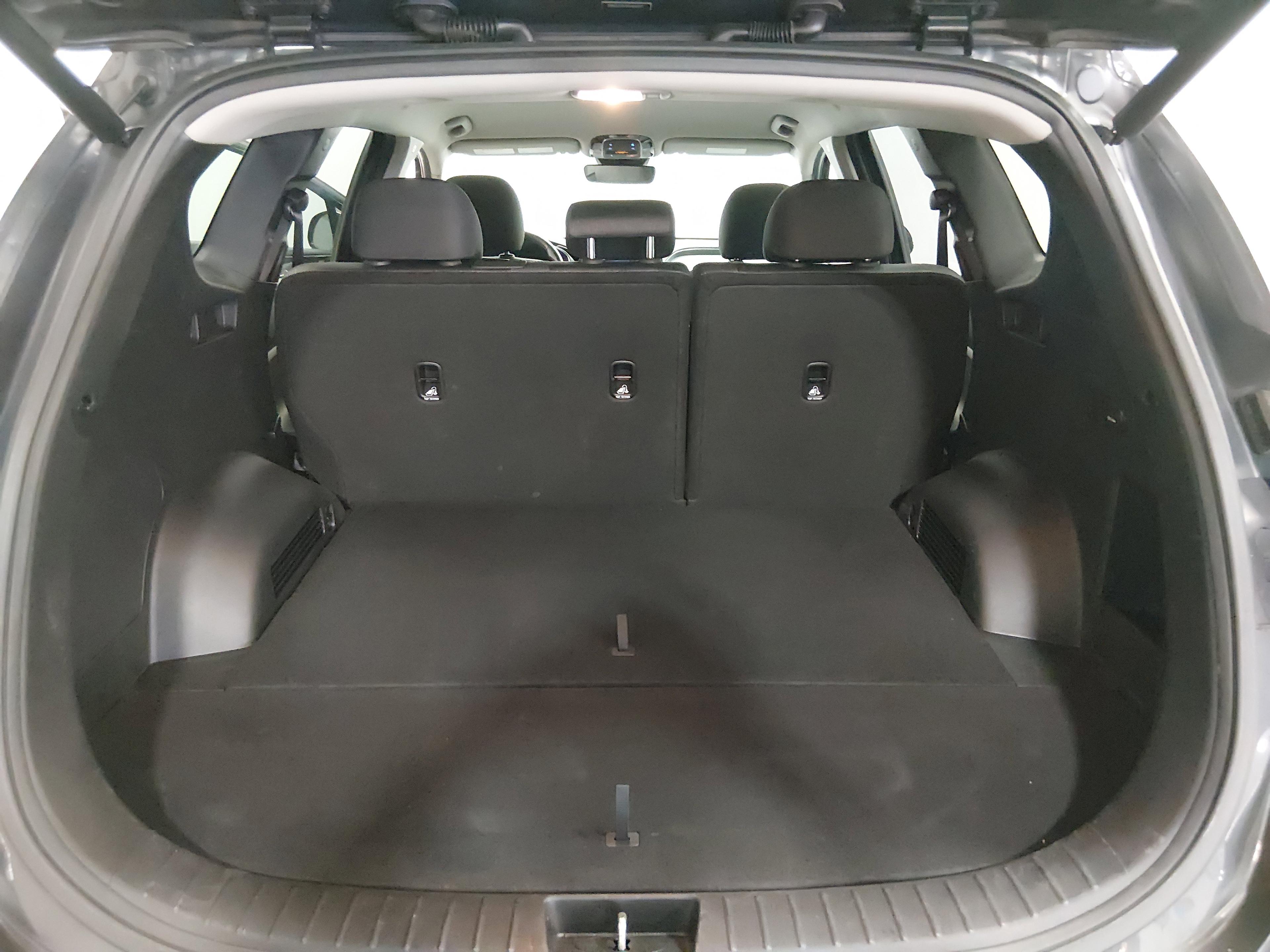 Hyundai Santa Fe Sel Awd - Thumbnail 11