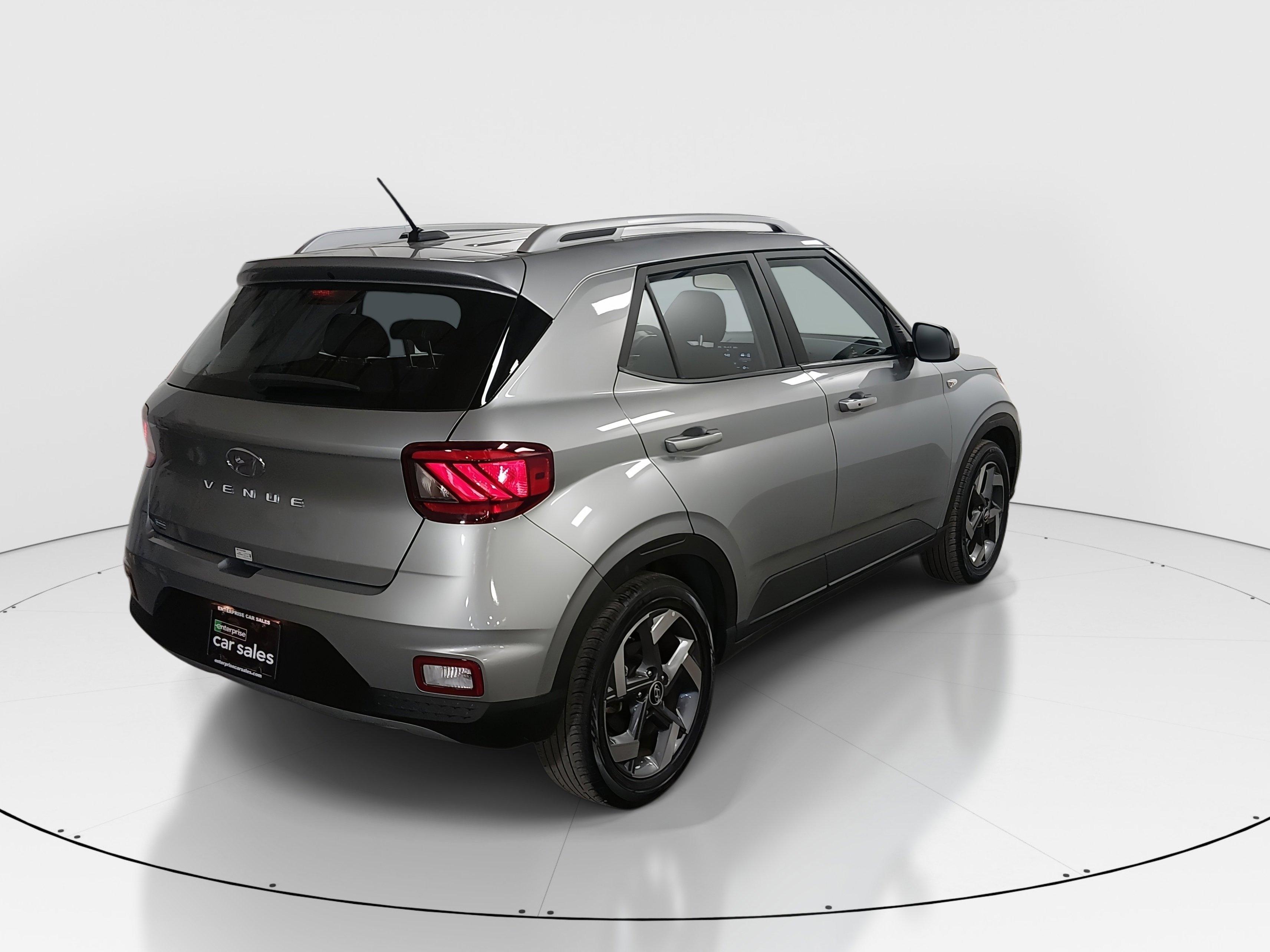 Hyundai Venue Sel Ivt - Thumbnail 7