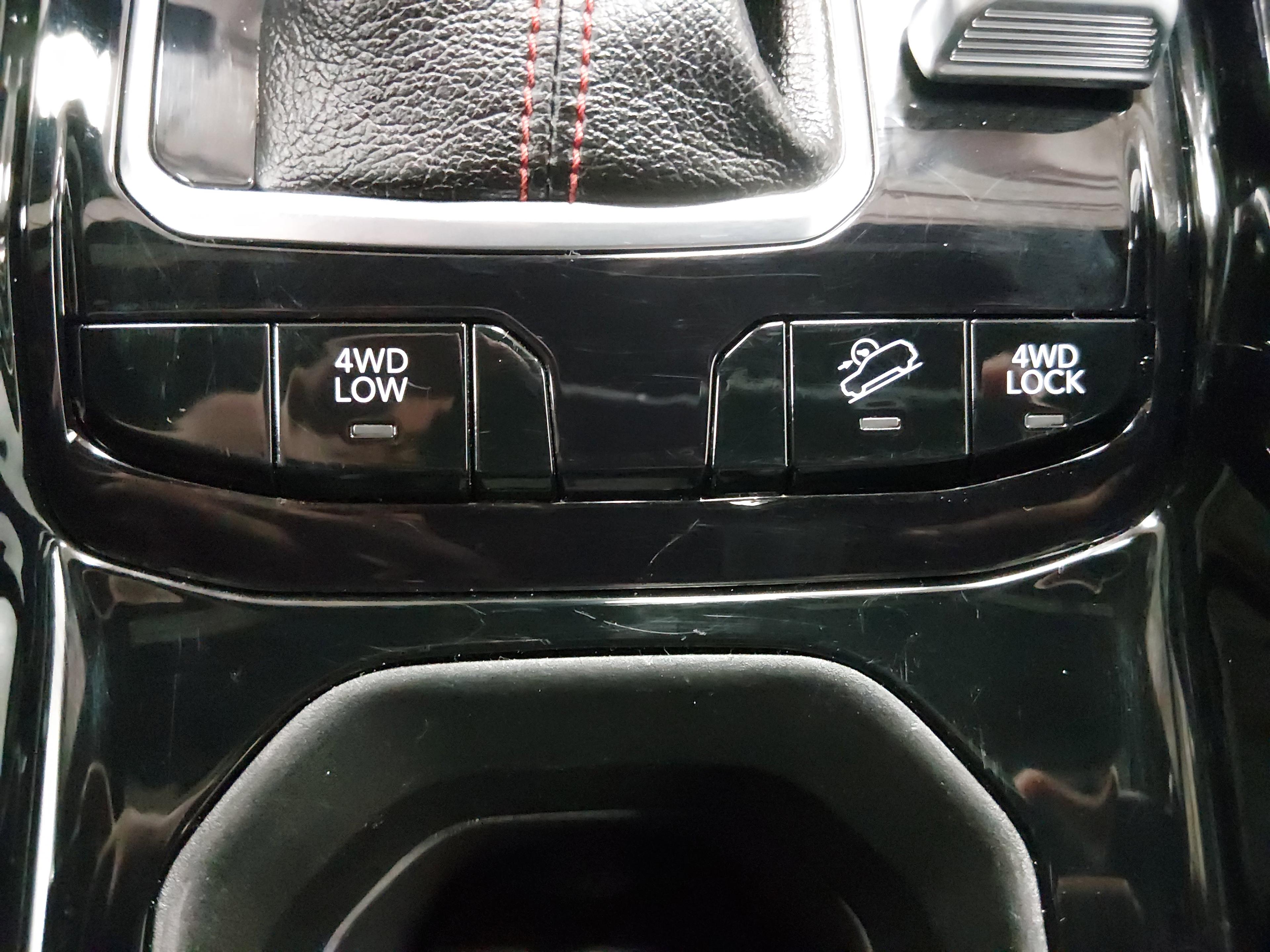 Jeep Compass Trailhawk 4X4 - Thumbnail 19