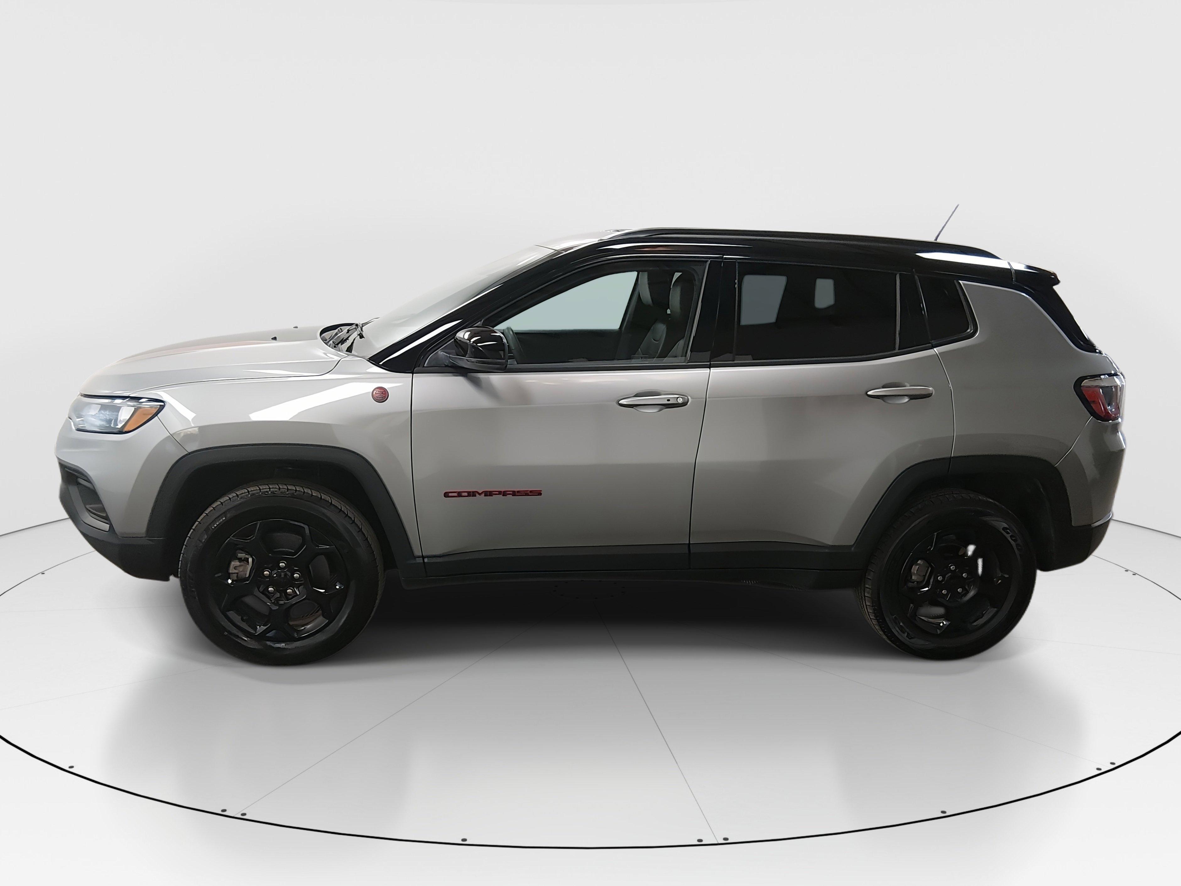 Jeep Compass Trailhawk 4X4 - Thumbnail 4