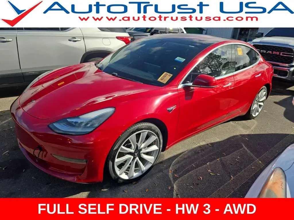 Tesla Model 3 Long Range - Thumbnail 2