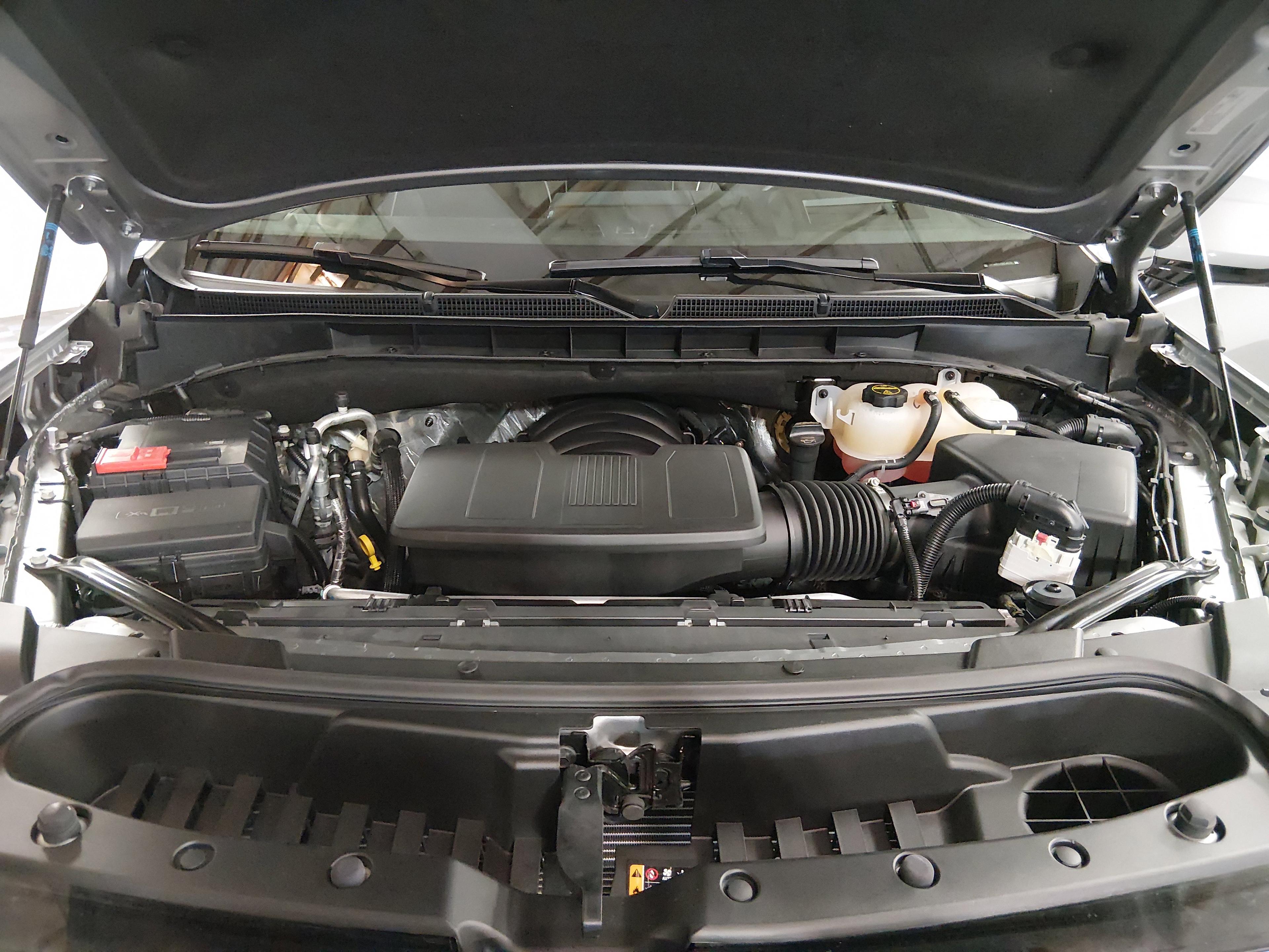 GMC Yukon Xl 4Wd 4Dr At4 Ultimate - Thumbnail 9