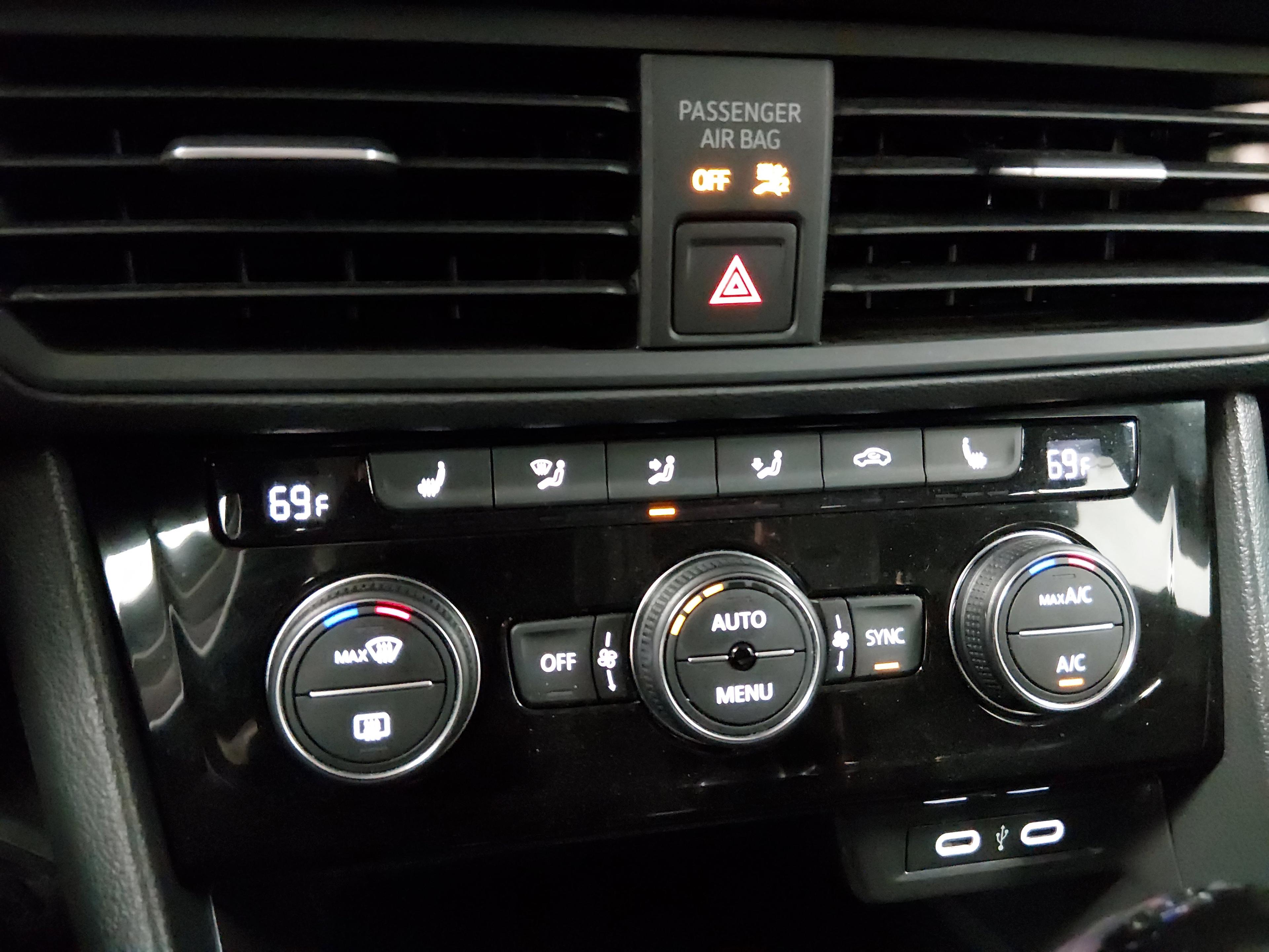 Volkswagen Jetta Se Auto - Thumbnail 17