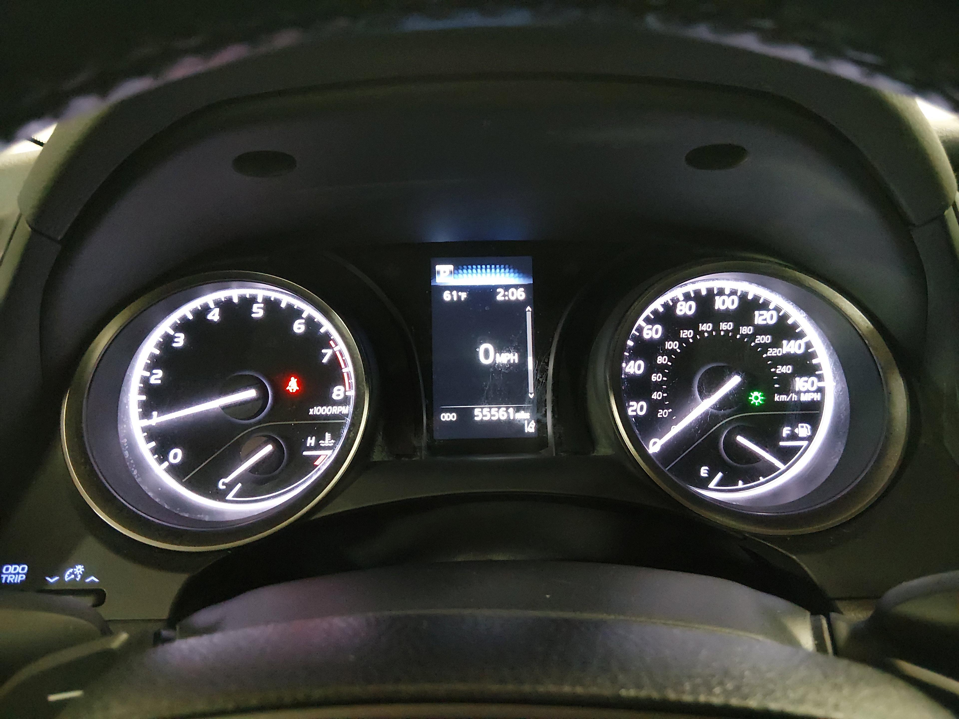 Toyota Camry Se Auto - Thumbnail 14