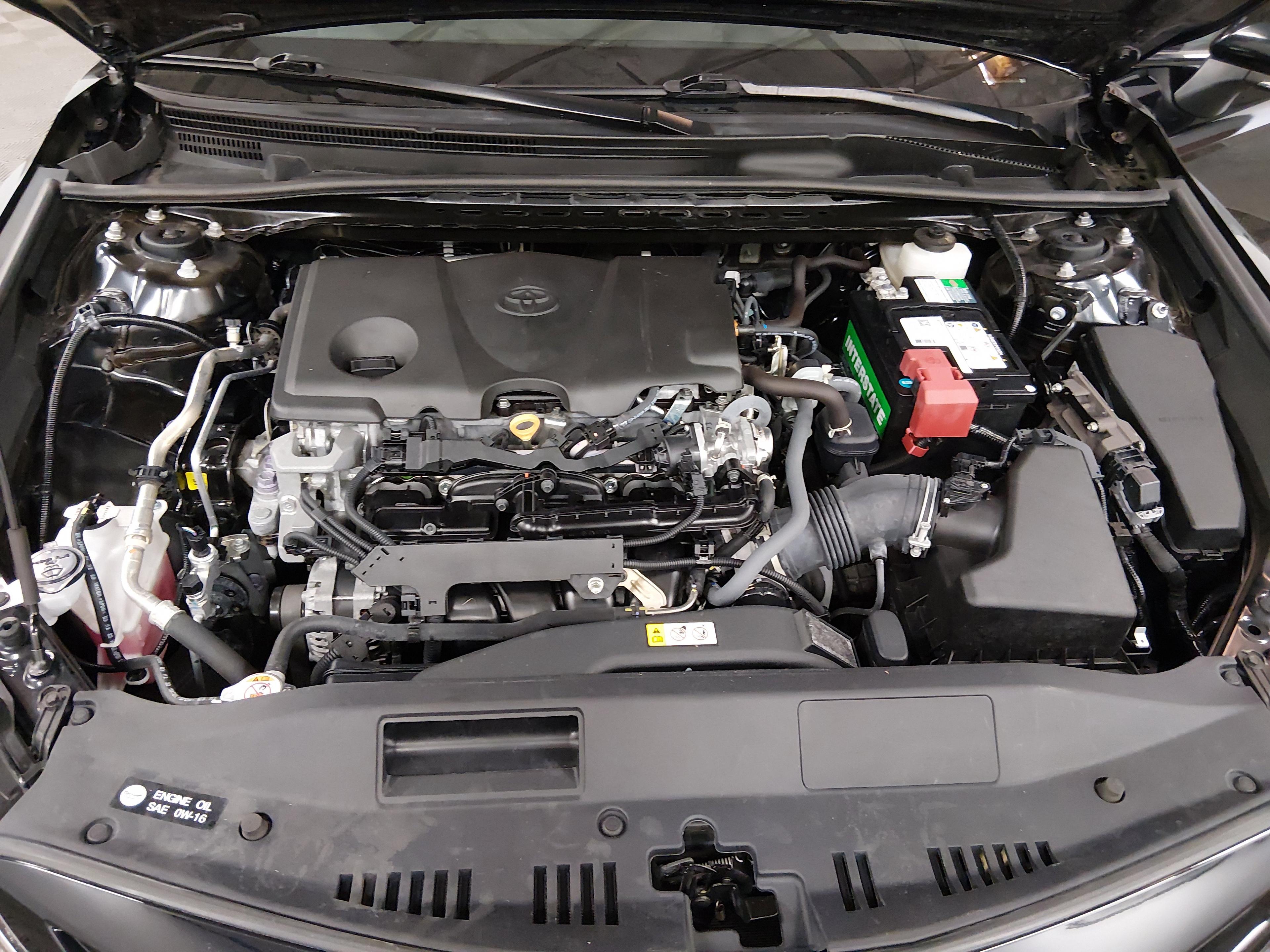 Toyota Camry Se Auto - Thumbnail 9