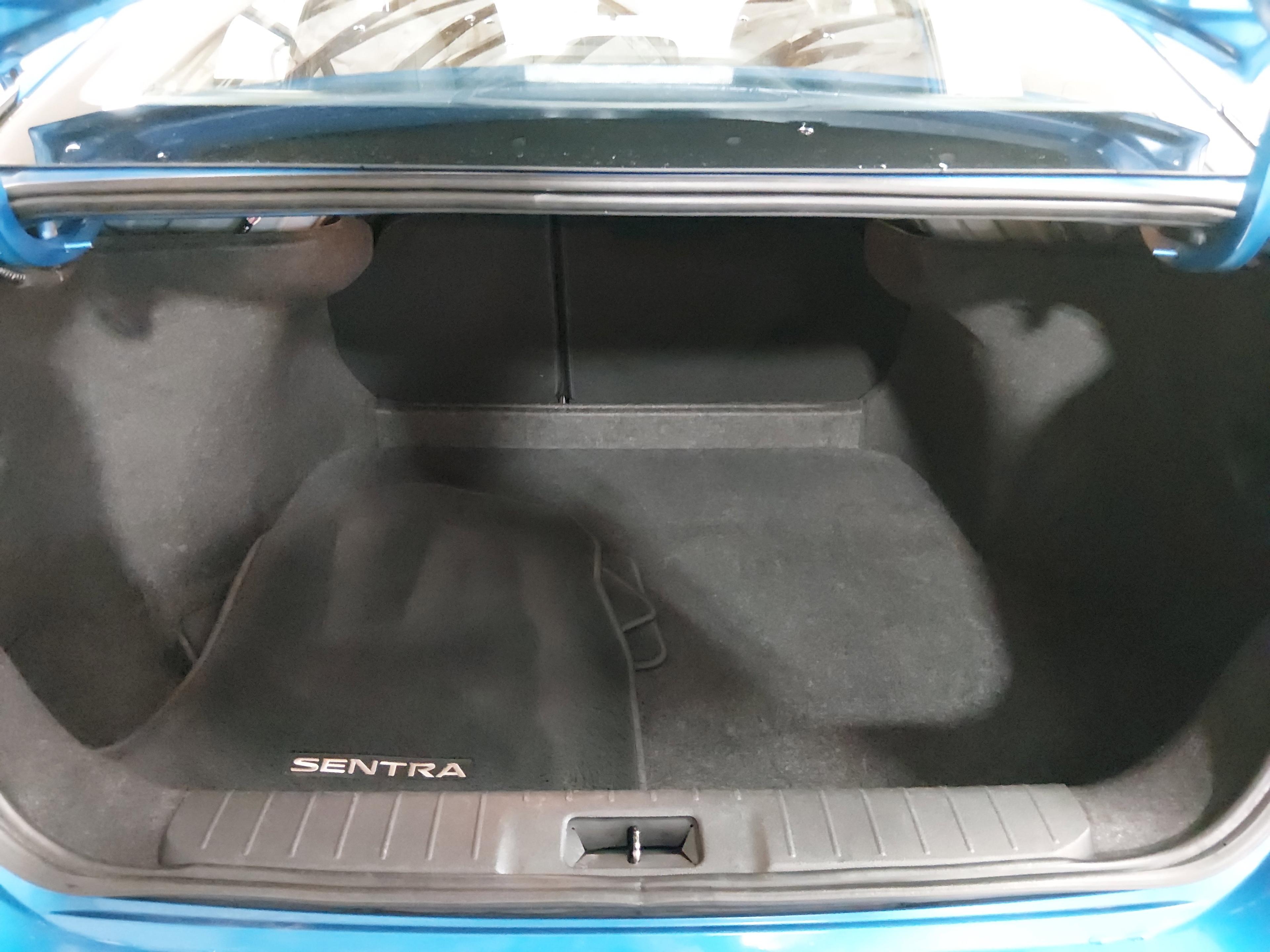 Nissan Sentra Sv Cvt - Thumbnail 11