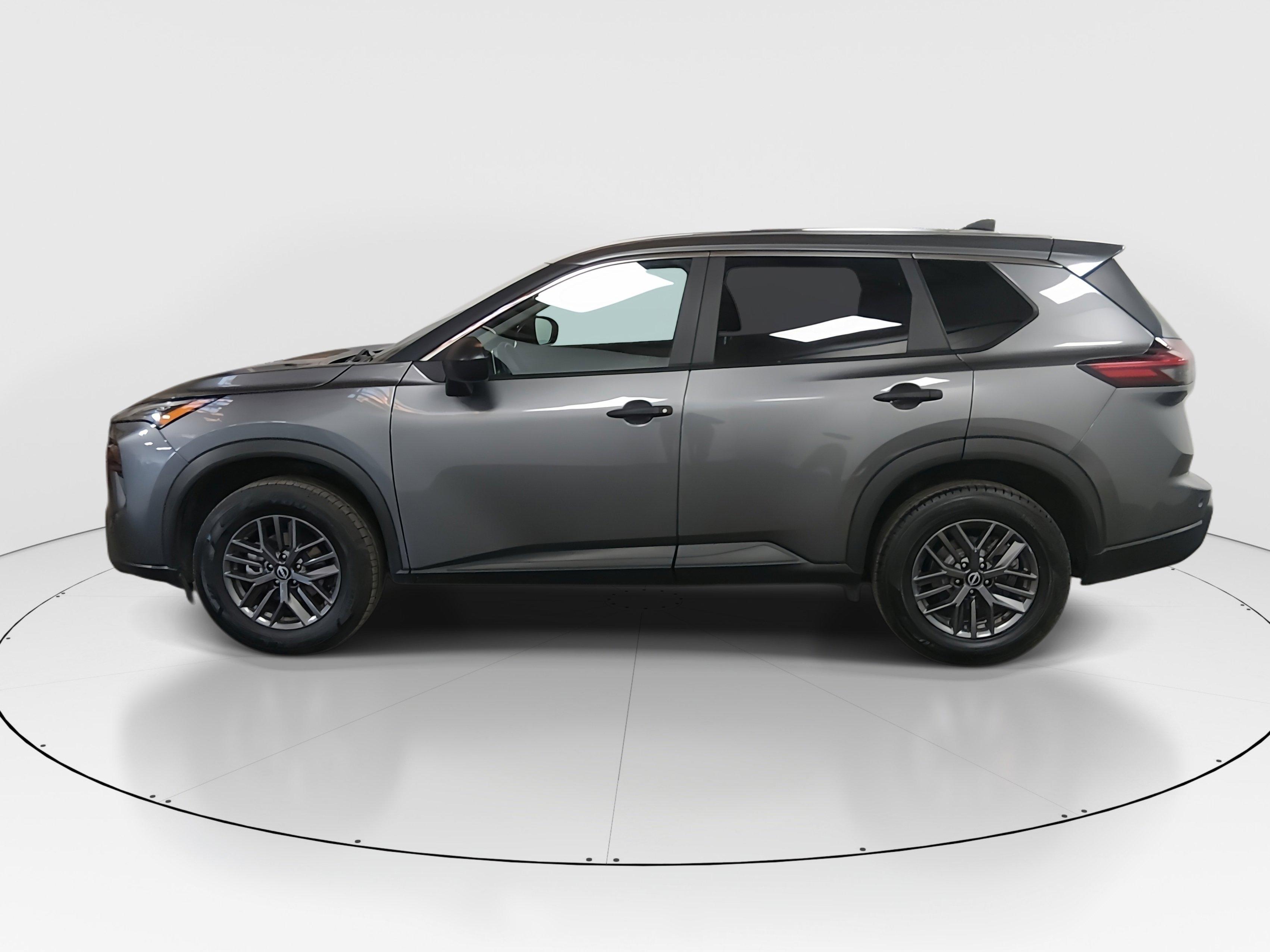 Nissan Rogue Fwd S - Thumbnail 4