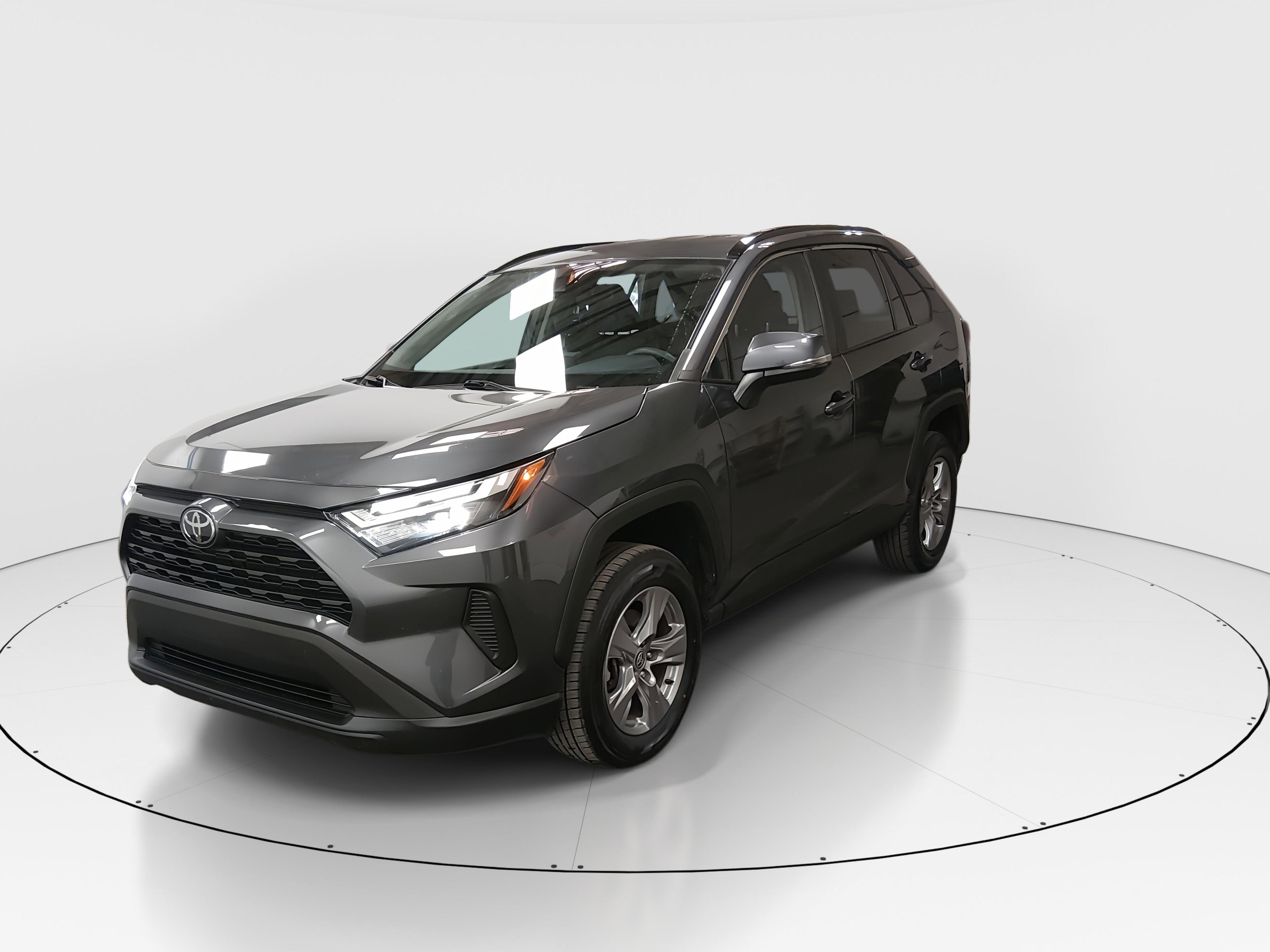 Toyota Rav4 Xle Fwd - Thumbnail 3