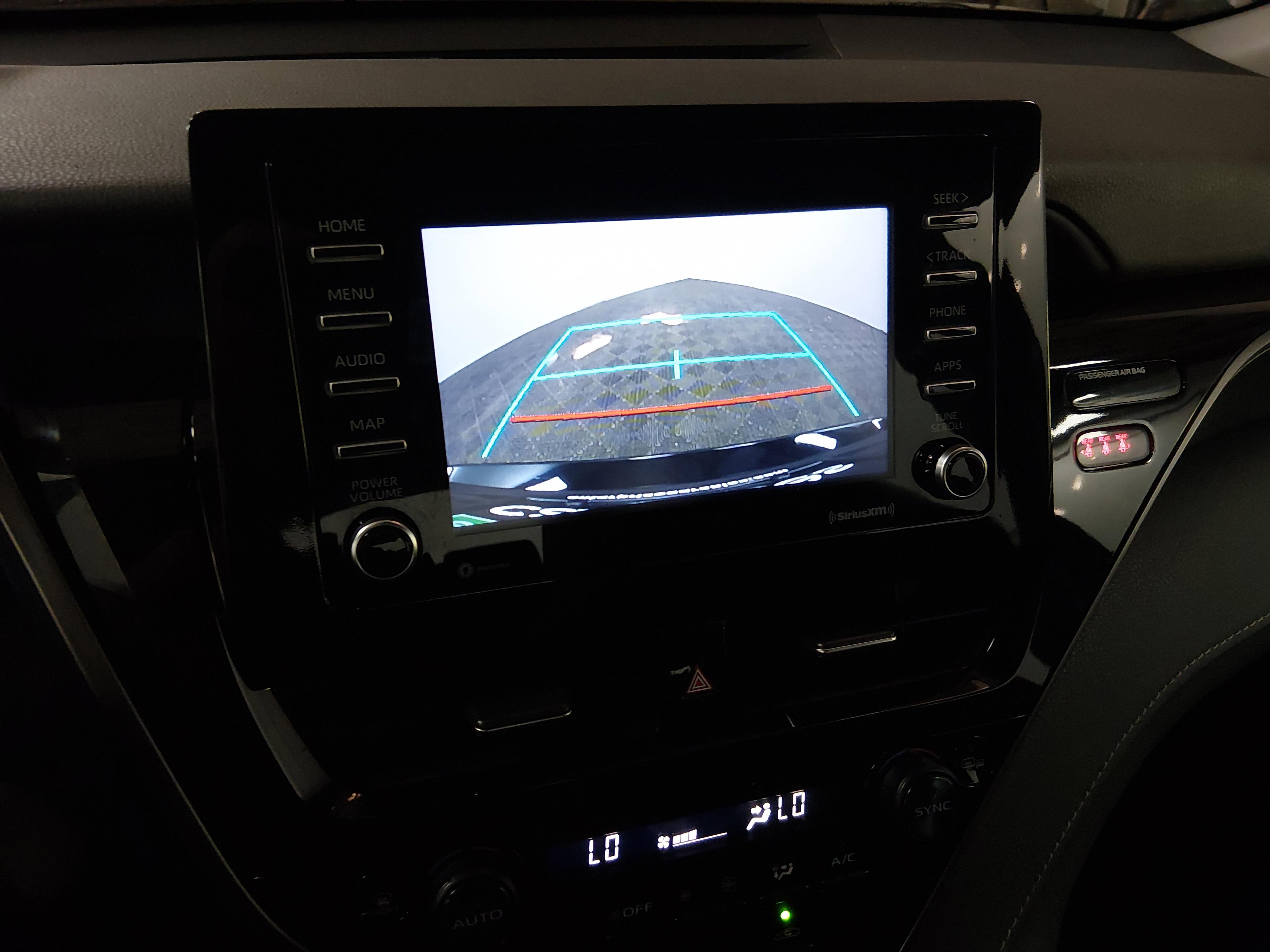 Toyota Camry Se Auto - Thumbnail 16