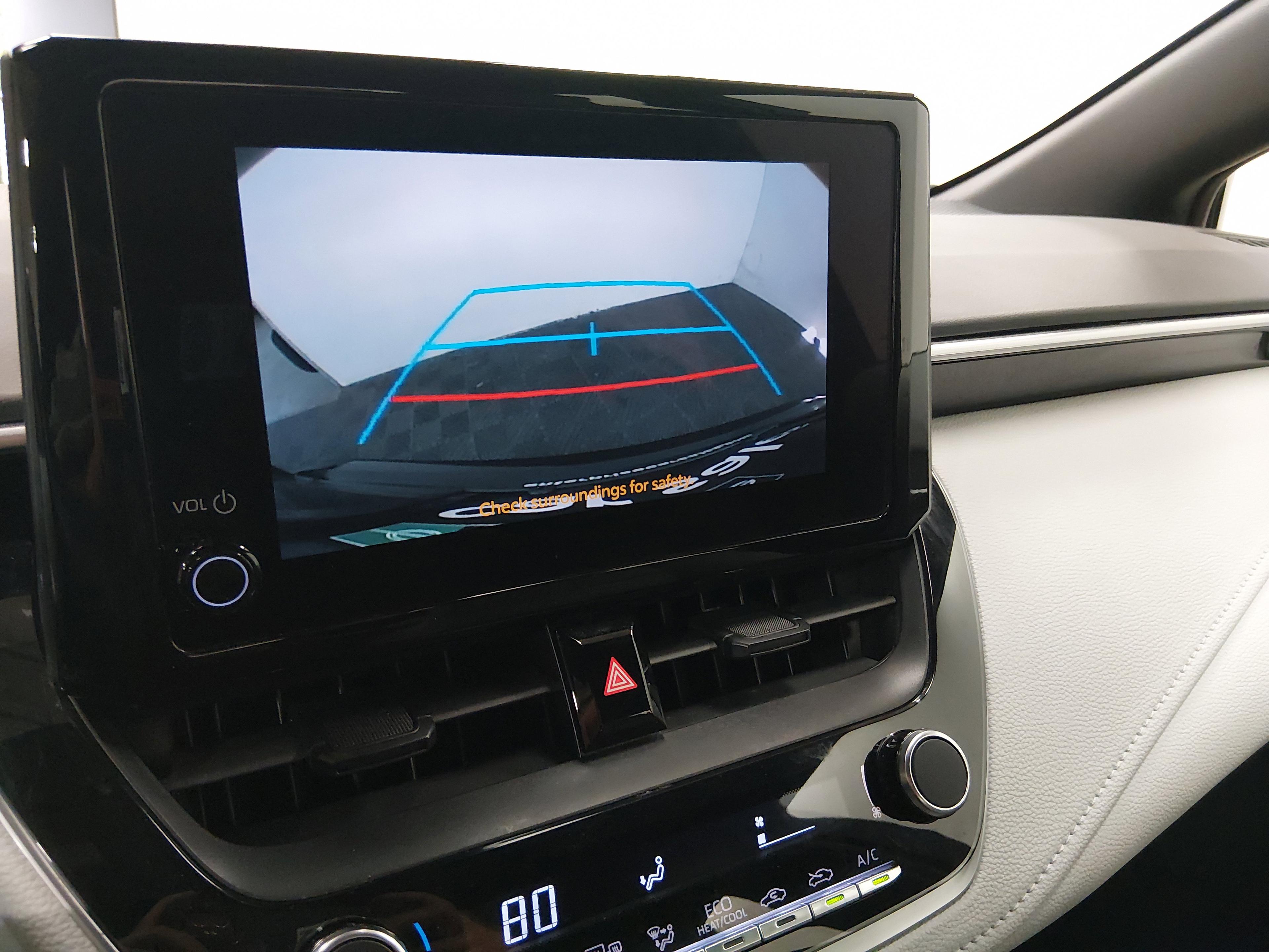 Toyota Corolla Se Cvt - Thumbnail 16