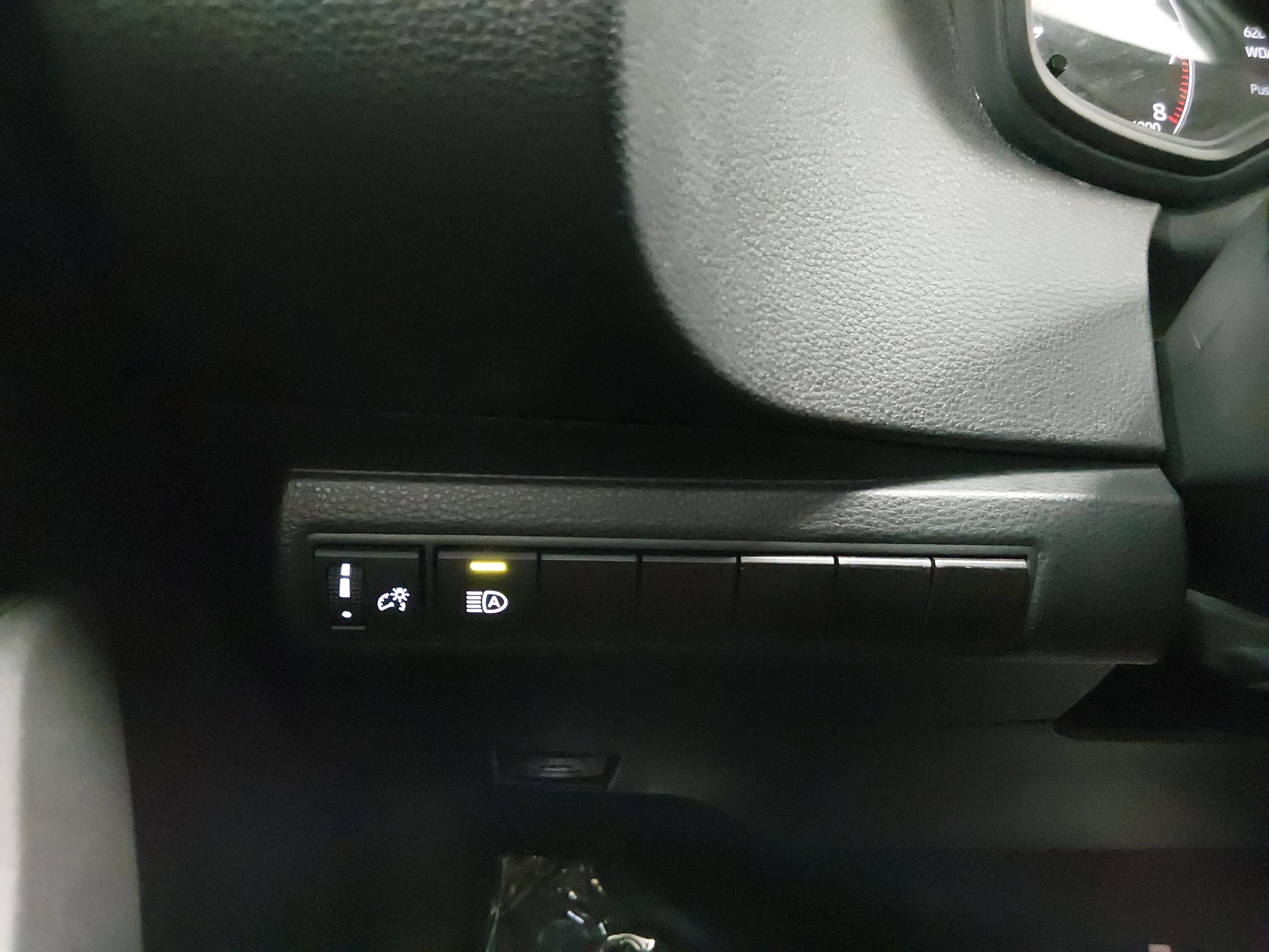 Toyota Corolla Le Cvt - Thumbnail 13