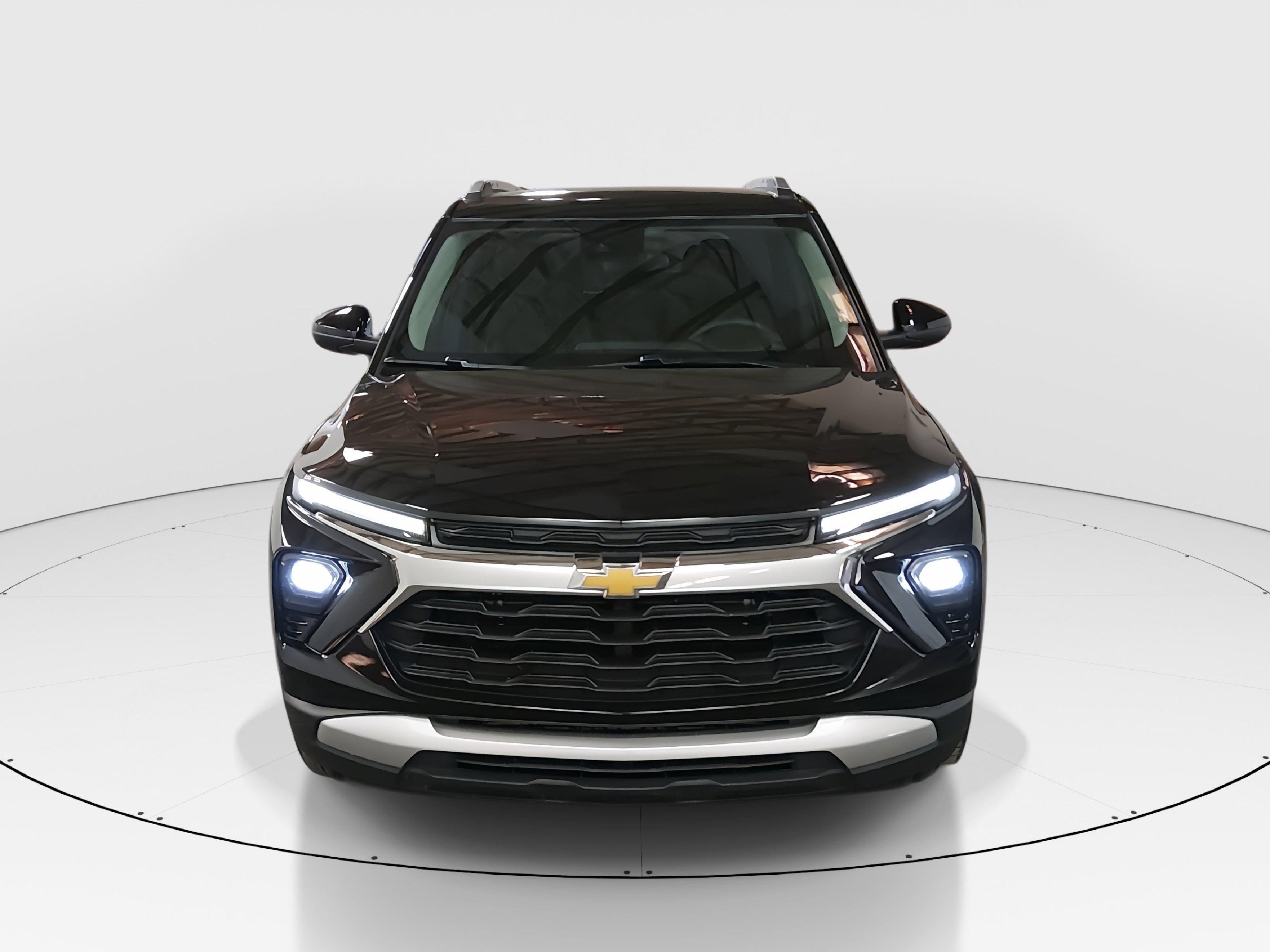 Chevrolet Trailblazer Fwd 4Dr Lt - Thumbnail 2