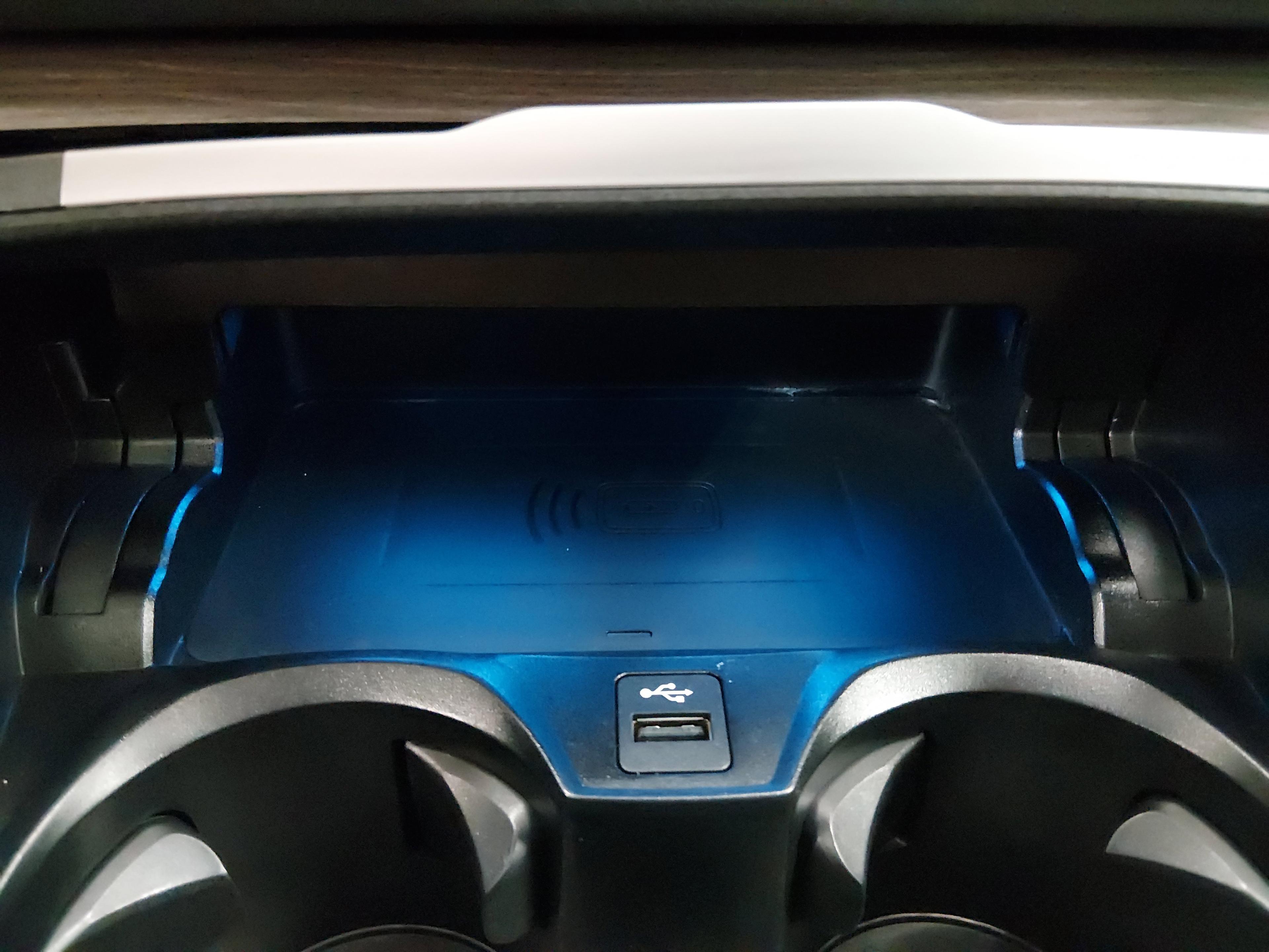 BMW 3 Series 330I Sedan - Thumbnail 20