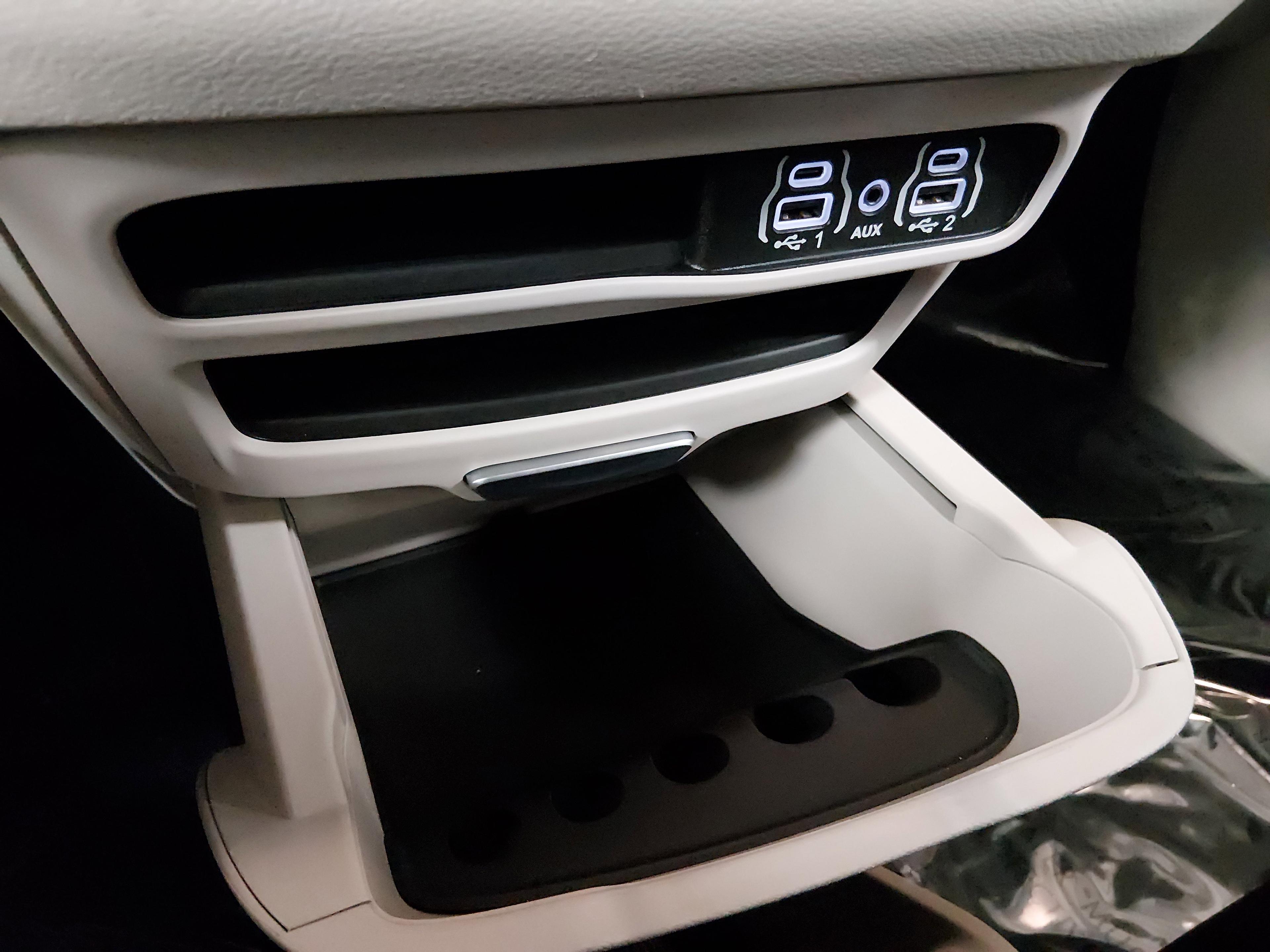 Chrysler Voyager Lx Fwd - Thumbnail 19