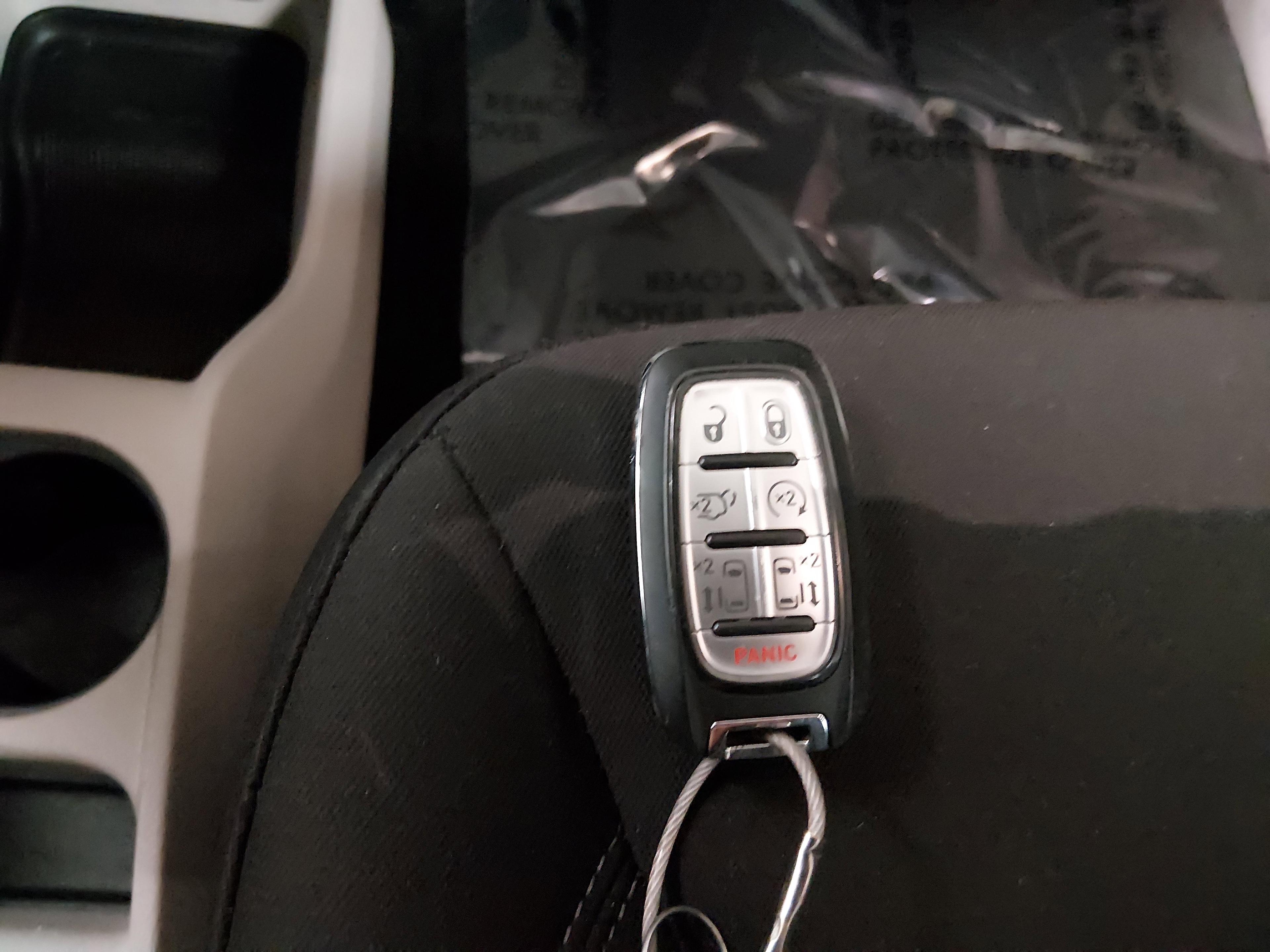 Chrysler Voyager Lx Fwd - Thumbnail 15