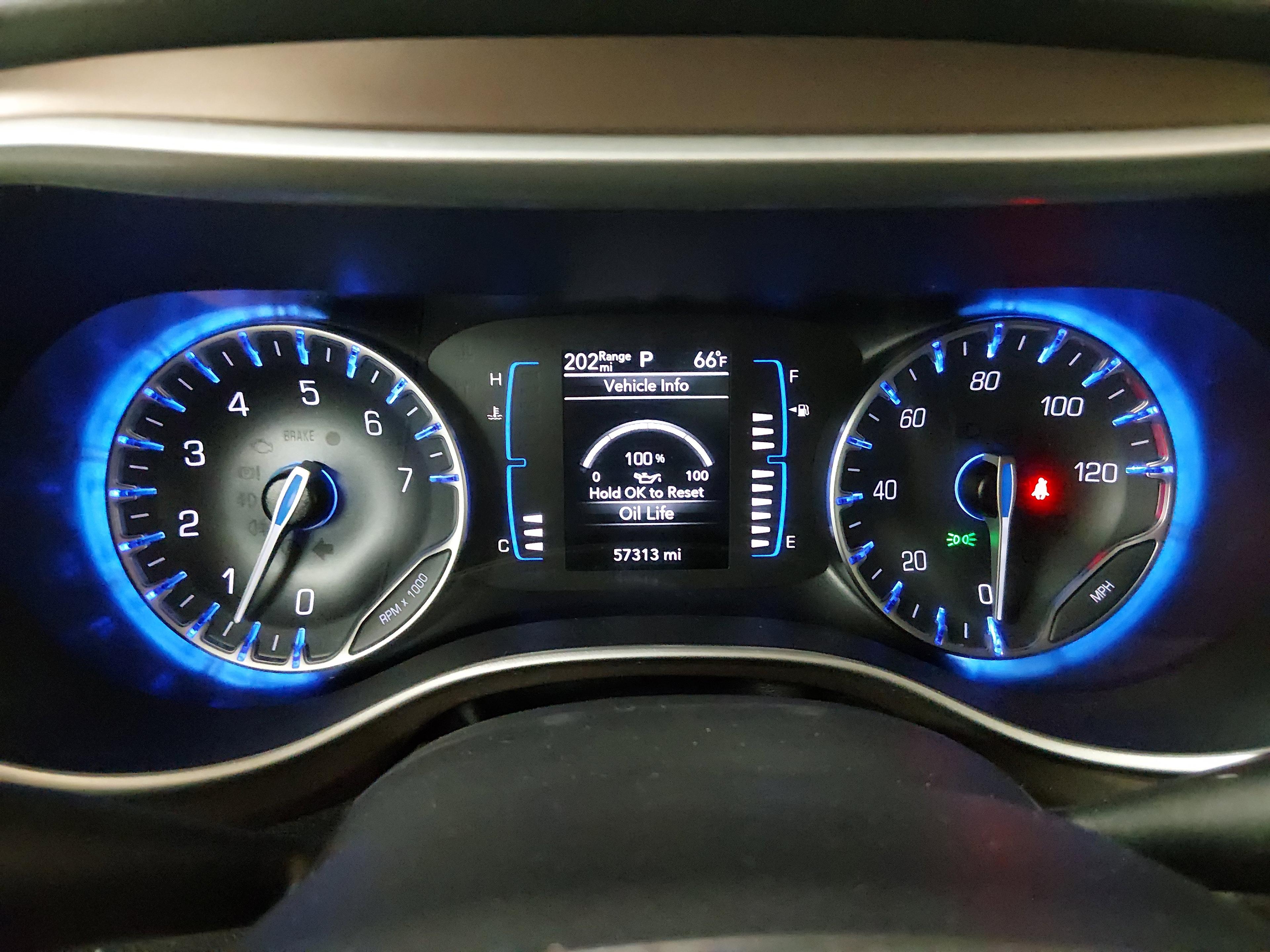 Chrysler Voyager Lx Fwd - Thumbnail 14