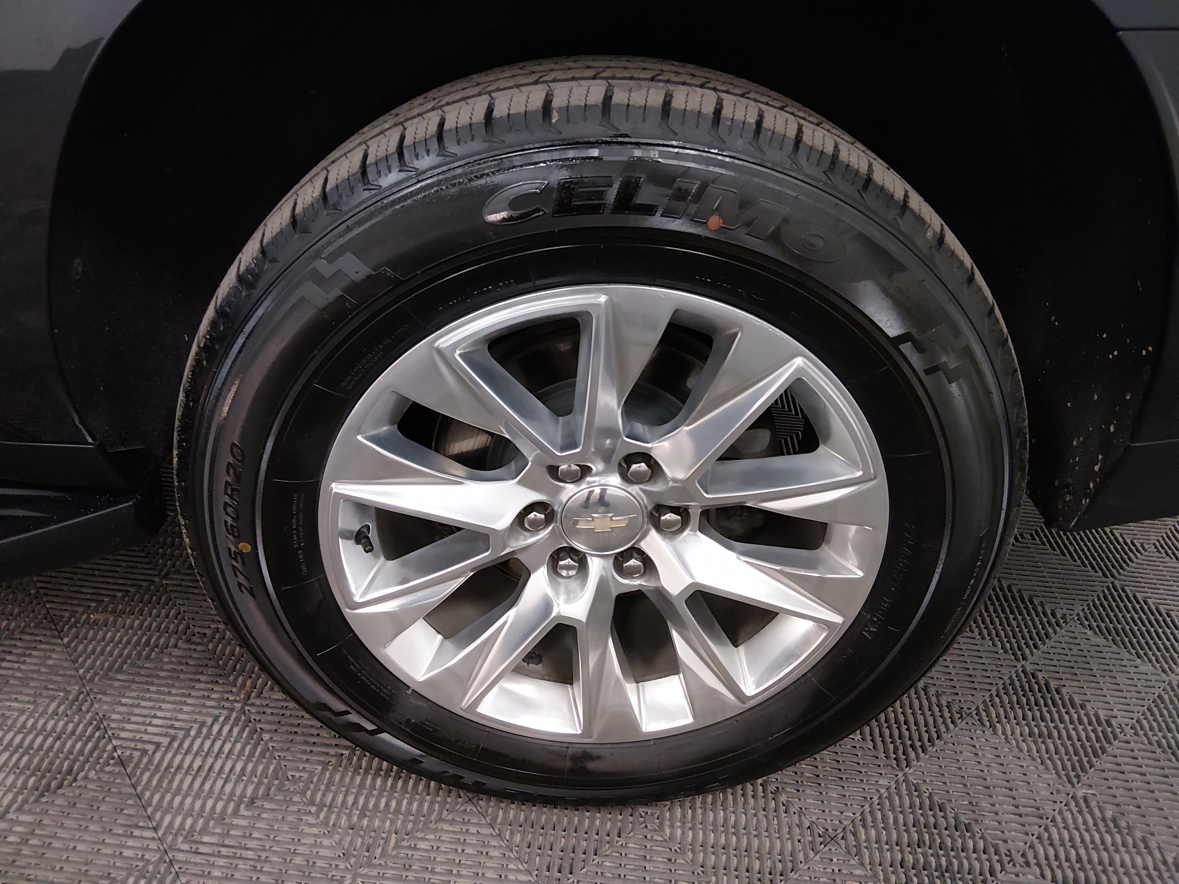 Chevrolet Suburban 2Wd 4Dr Premier - Thumbnail 10